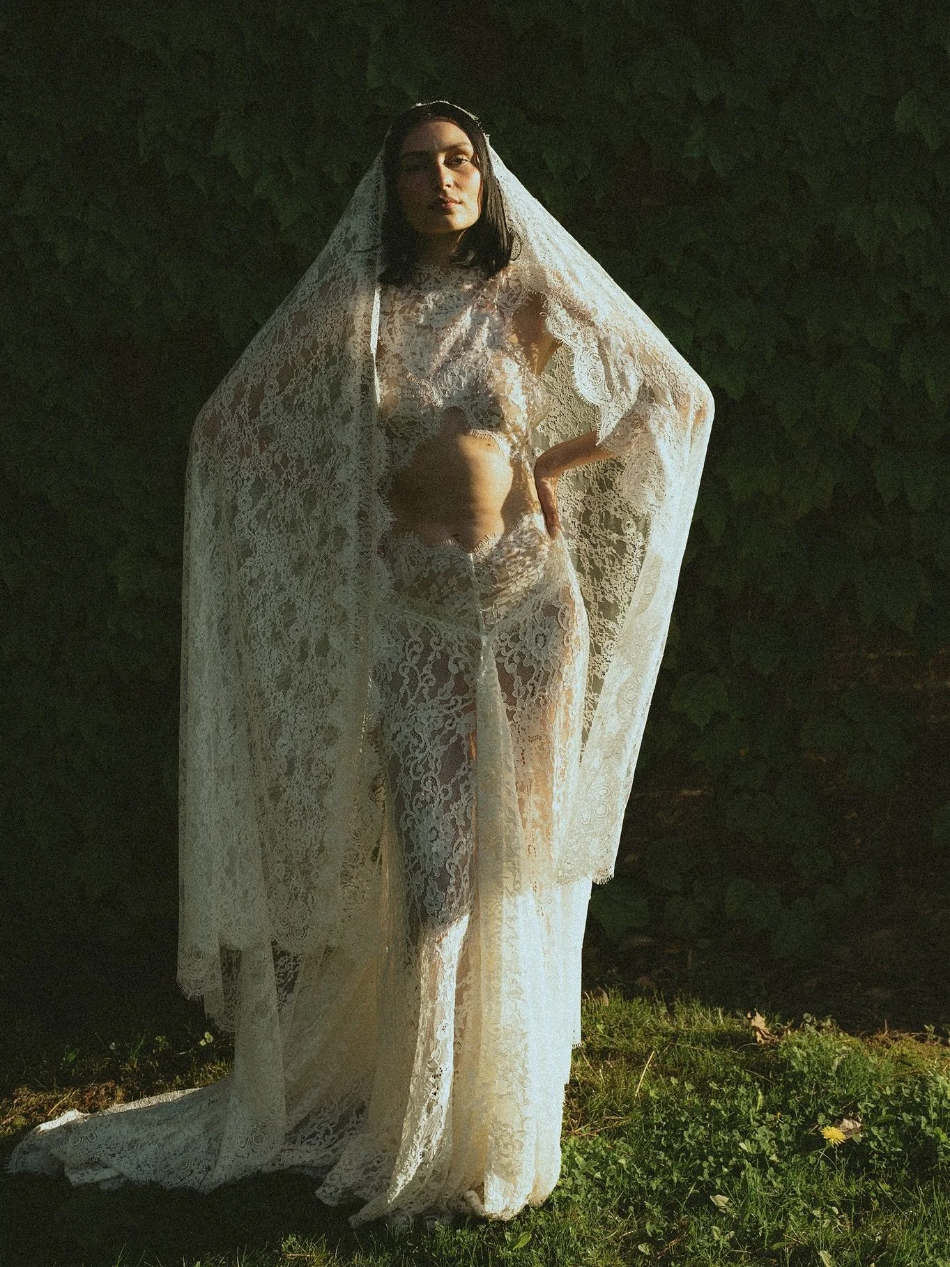 Bridals in @bronxandbanco with Anita 🕊️ 

-

Shot with @prismlensfx use code MARISPHOTO for 15% off 🤍 
-
Planning &amp; Design-
@jordananicolephoto @bytaylormontanero
Styling -
@bytaylormontanero @jordananicolephoto
Venue-@windrifthall
Dress -@bron
