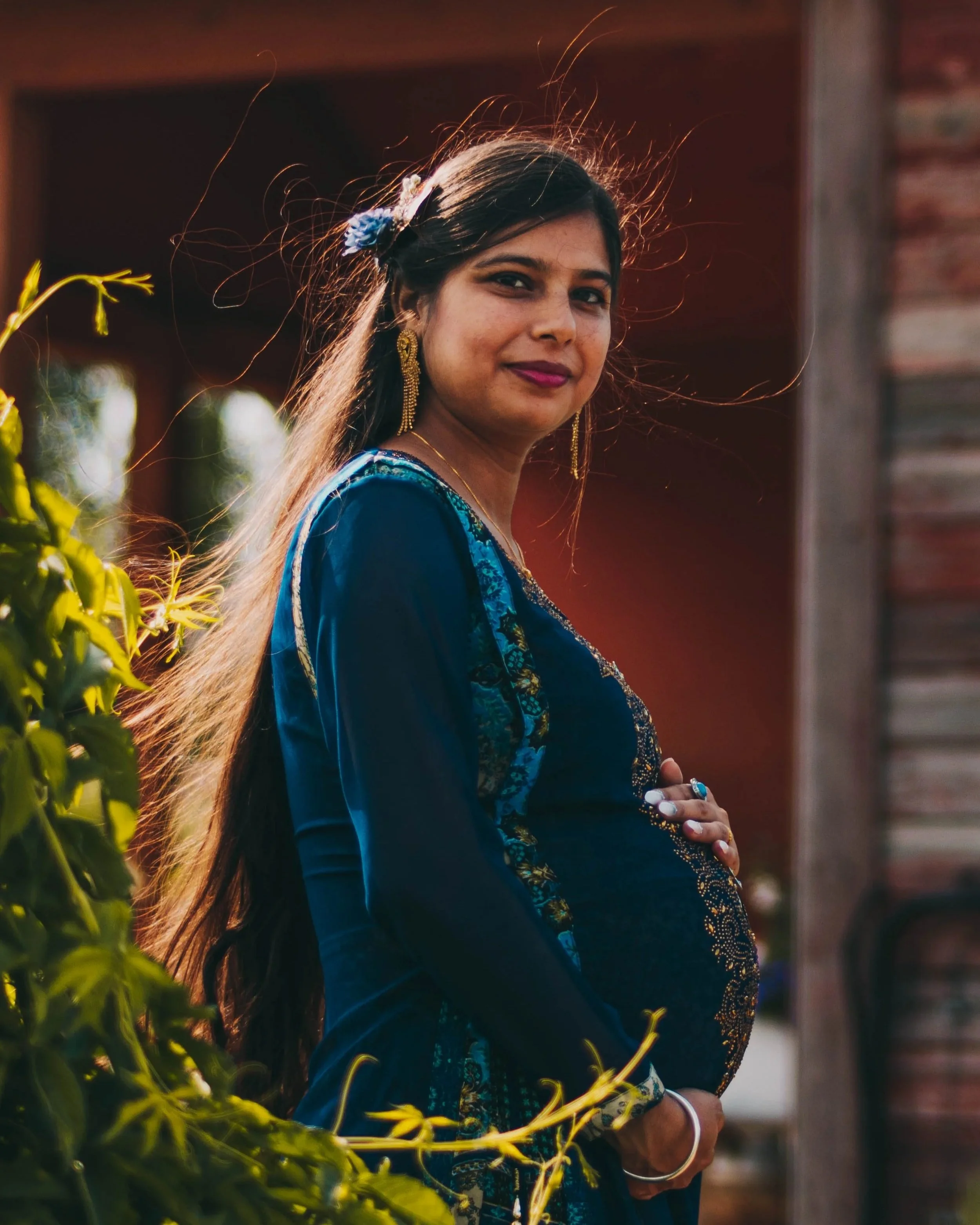 Professional maternity Photography in Morden, Mb