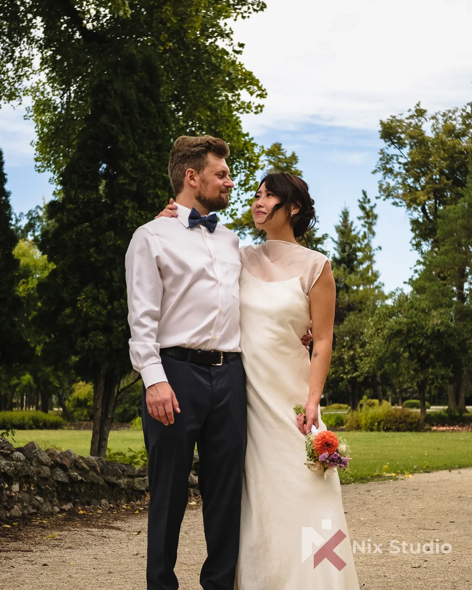 couple-married-photography-park-morden-manitoba-3.webp