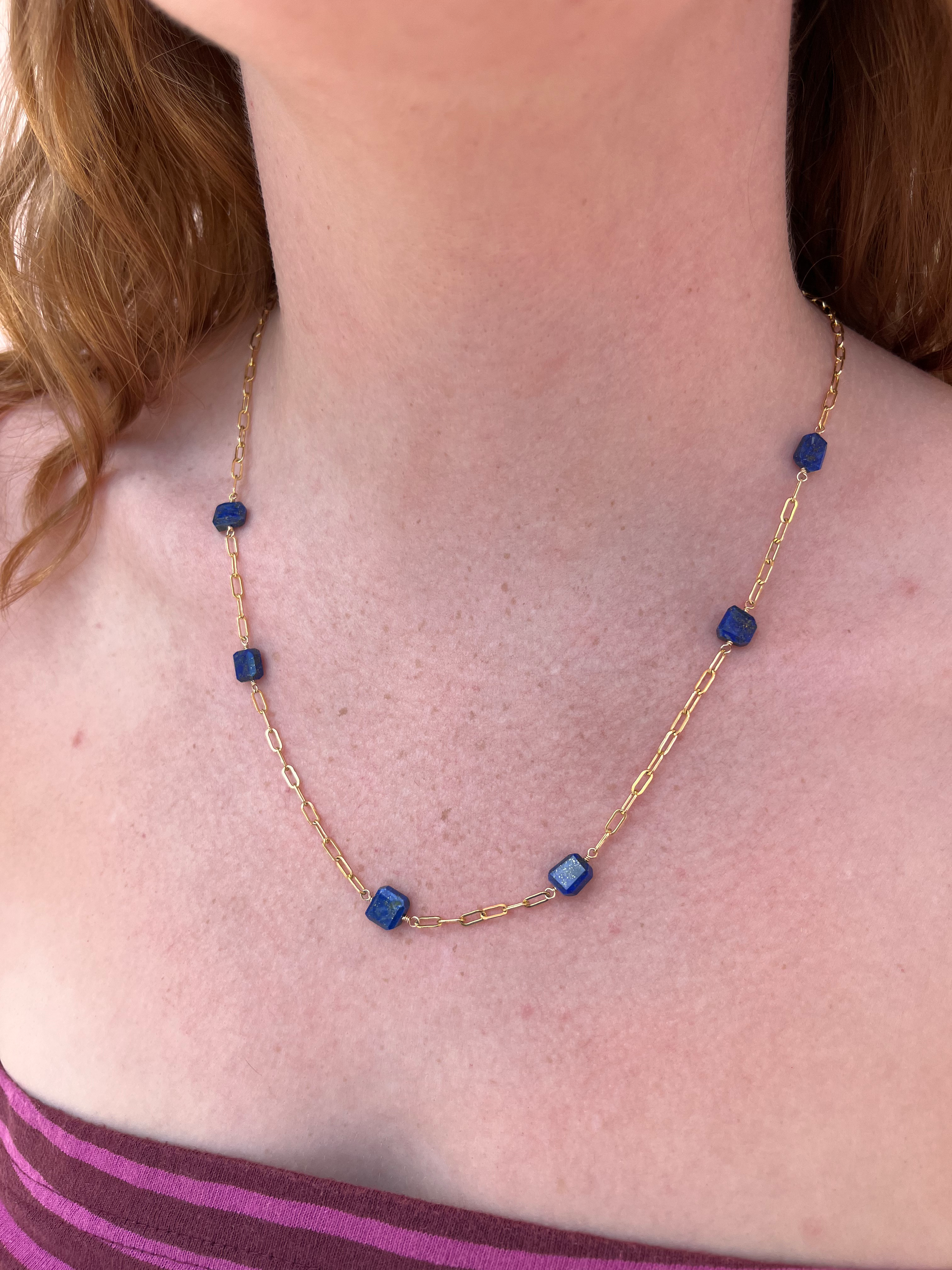 Lapis chunks on Gold