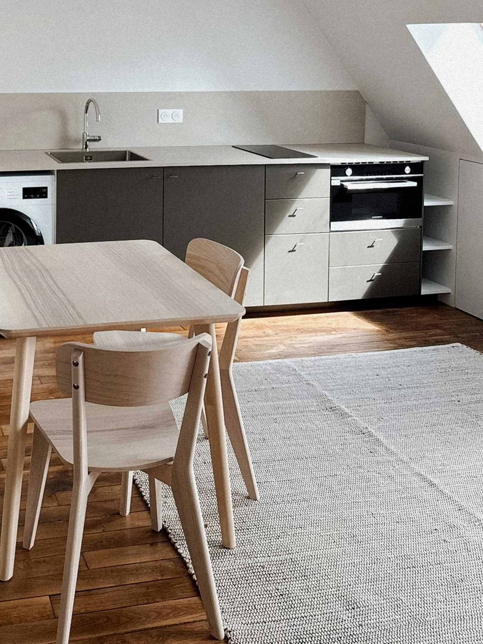 Cuisine rénovée dans un studio pour investissement locatif à Toulon par une architecte d'intérieur