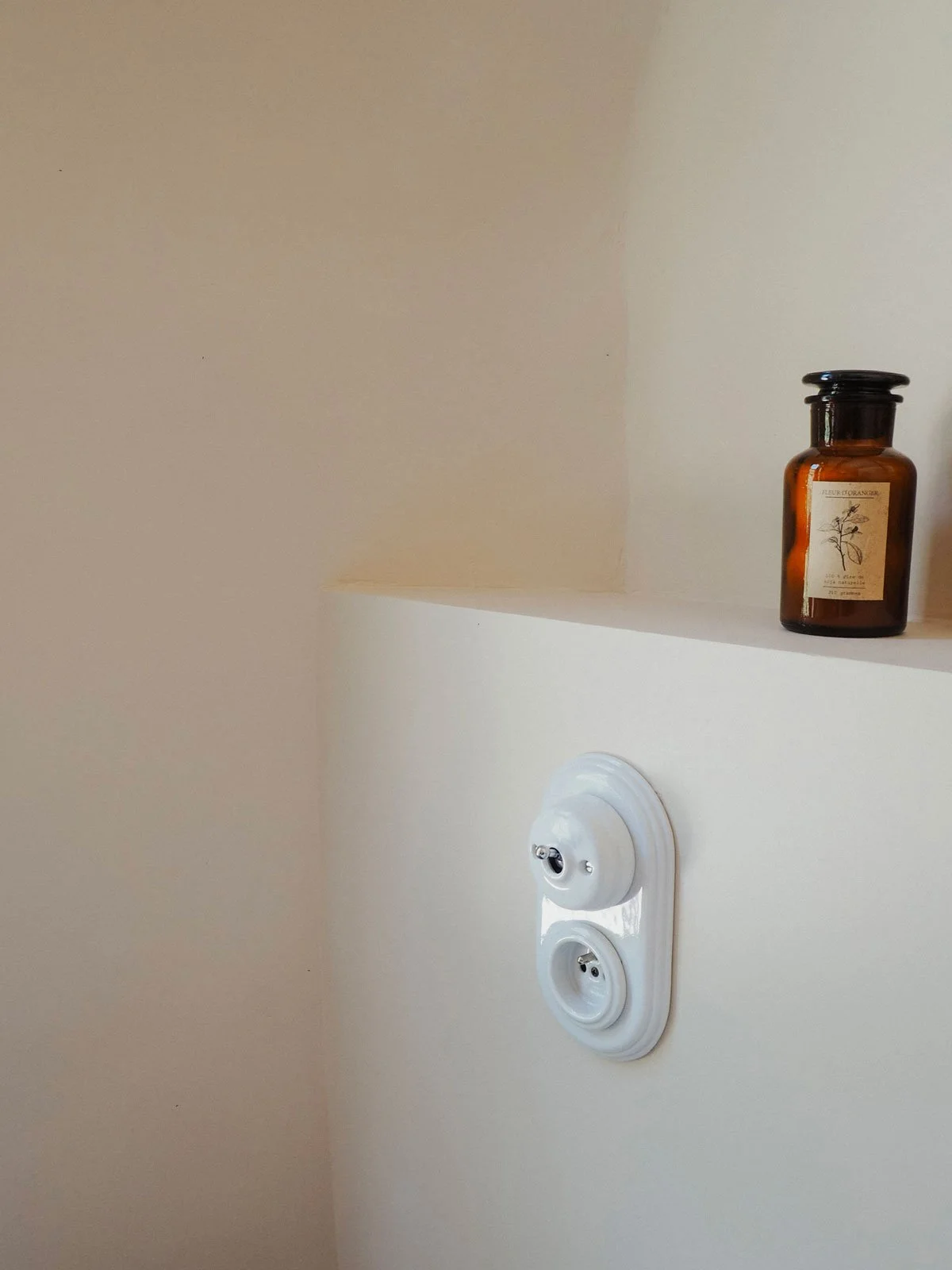 Salle de bain rénovée dans une maison à Toulon dans le Var par un architecte d'interieur