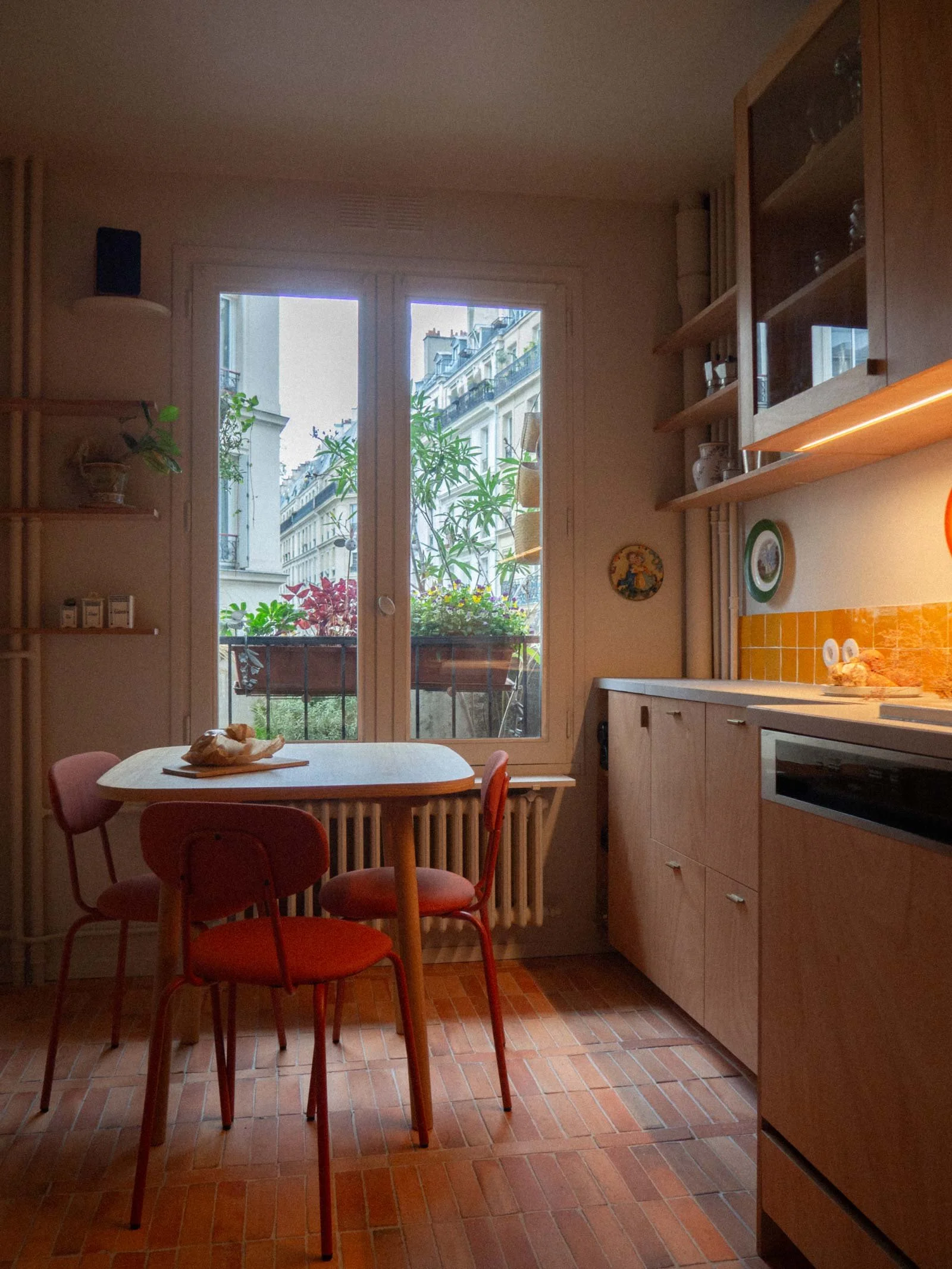 Cuisine sur-mesure conçue dans le Var par une architecte d'intérieur