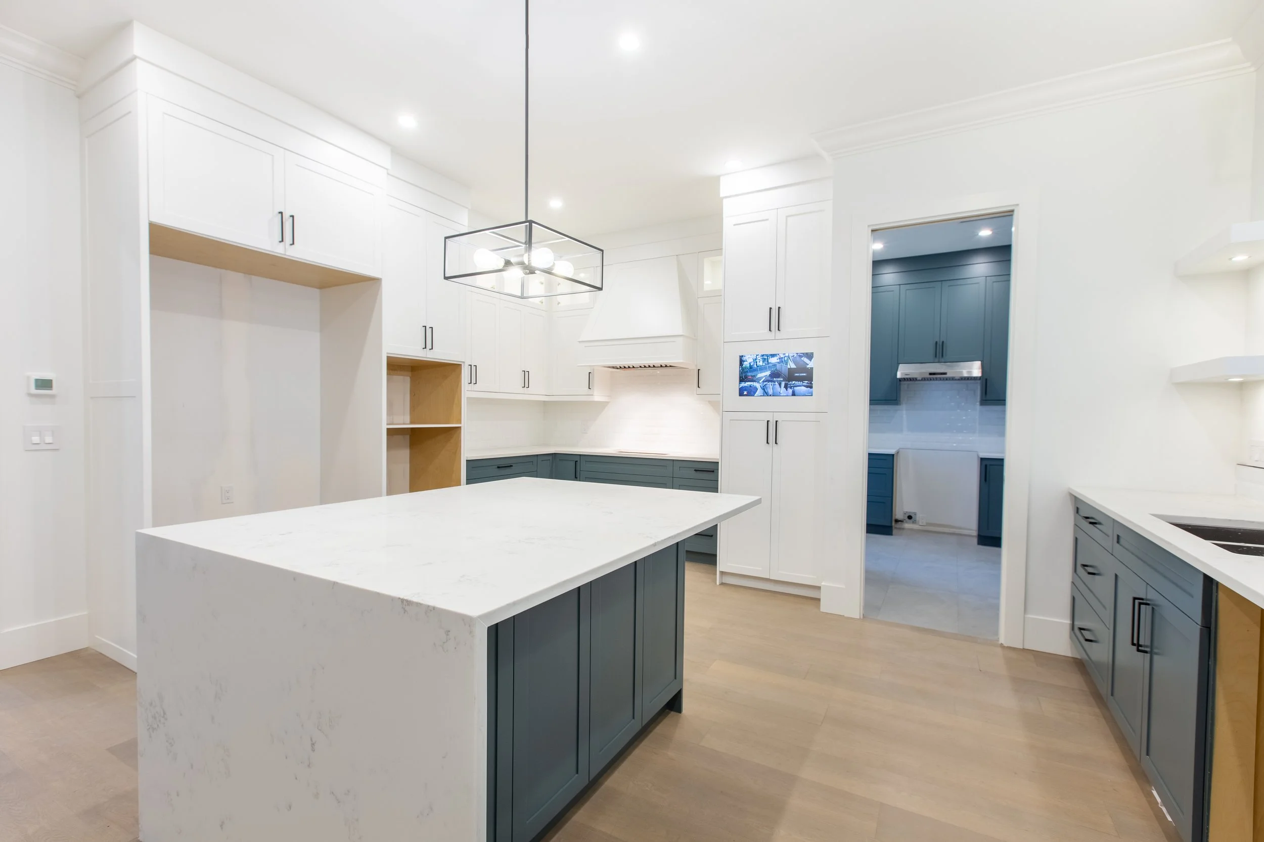 10988 130a st-15.JPG