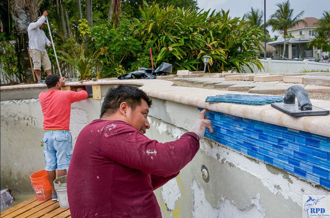 11-Swimming-Pool-Spa-Remodel-North-Palm-Beach-Florida-Construction-RPD-Roberts-Pool-Deisgn-©RPD.jpg