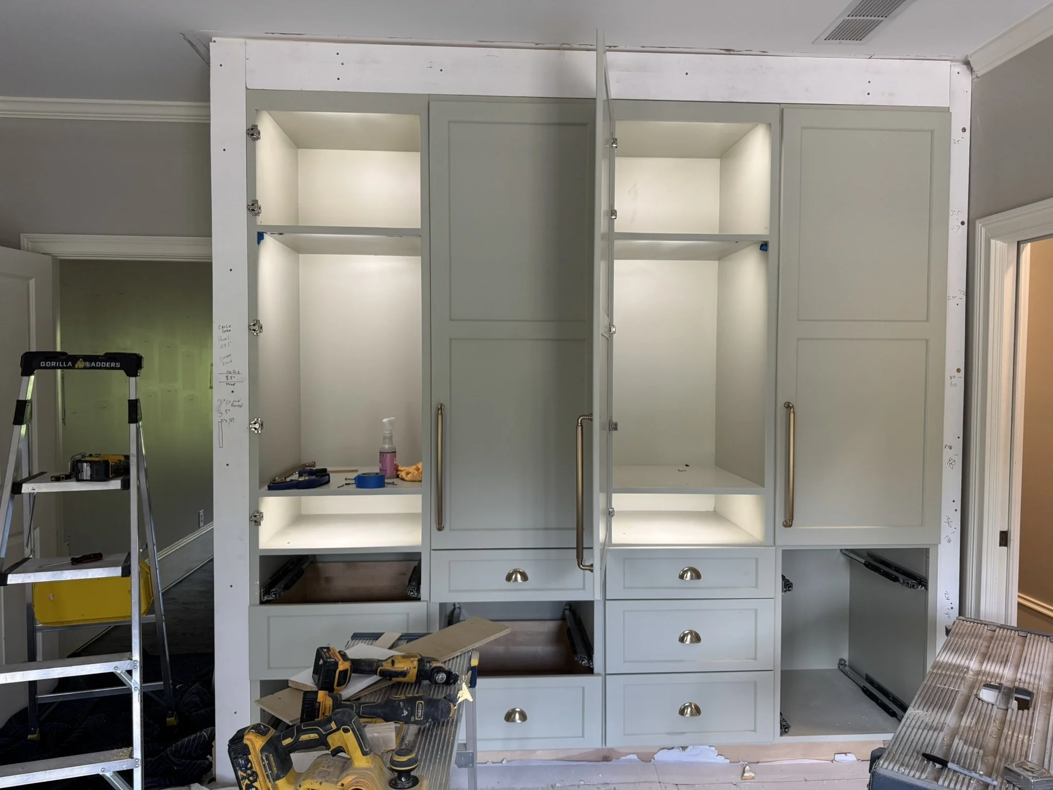 closet 2.JPEG