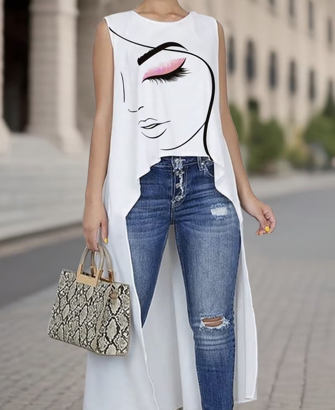Women's Abstract Face Print Sleeveless Long Shirt