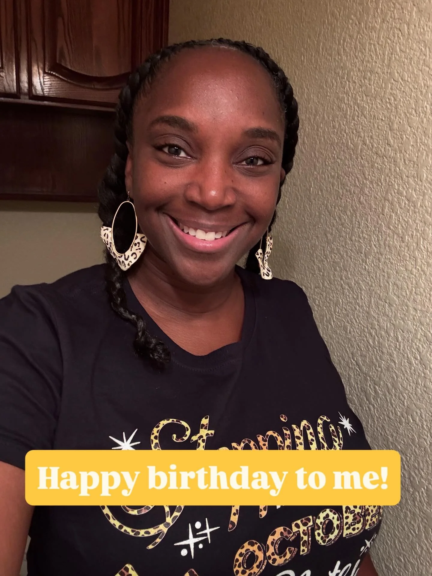 Hey hey! It’s my birthday.🎉 
So so grateful and blessed!🙏🏾
43 years young 💃🏾
23 years married to my high school sweetheart ❤️
3 wonderful children👧🏾🧒🏻🧒🏽
5 god children 🥰
A number of niecey Poohs and nephews.🥰
1 year building