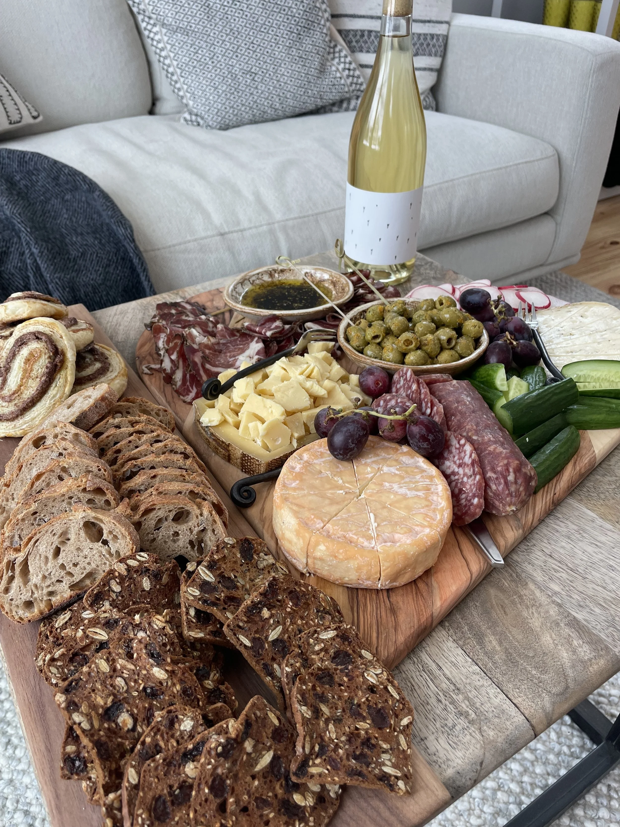 Charcuterie board for Valentine's Day
Custom charcuterie board in Vermont
Best birthday party appetizers 
High qualify Vermont made custom charcuterie boards
Custom charcuterie board for party in Vermont
Custom made charcuterie board with quality mea