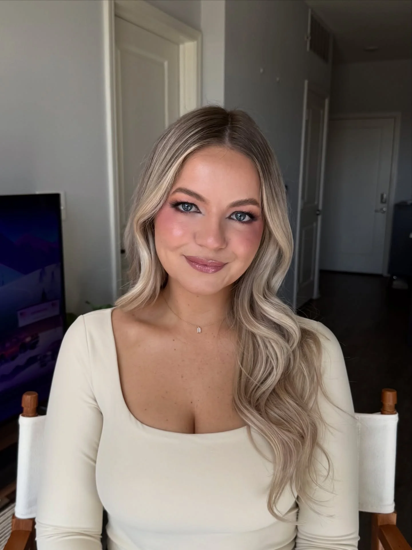 No words.
I walked in with zero plan and just started building the look, balancing as I went. Adding a pop of blue in the inner corner made her eyes stand out even more and everything just clicked. Doing another makeup artist&rsquo;s makeup is always