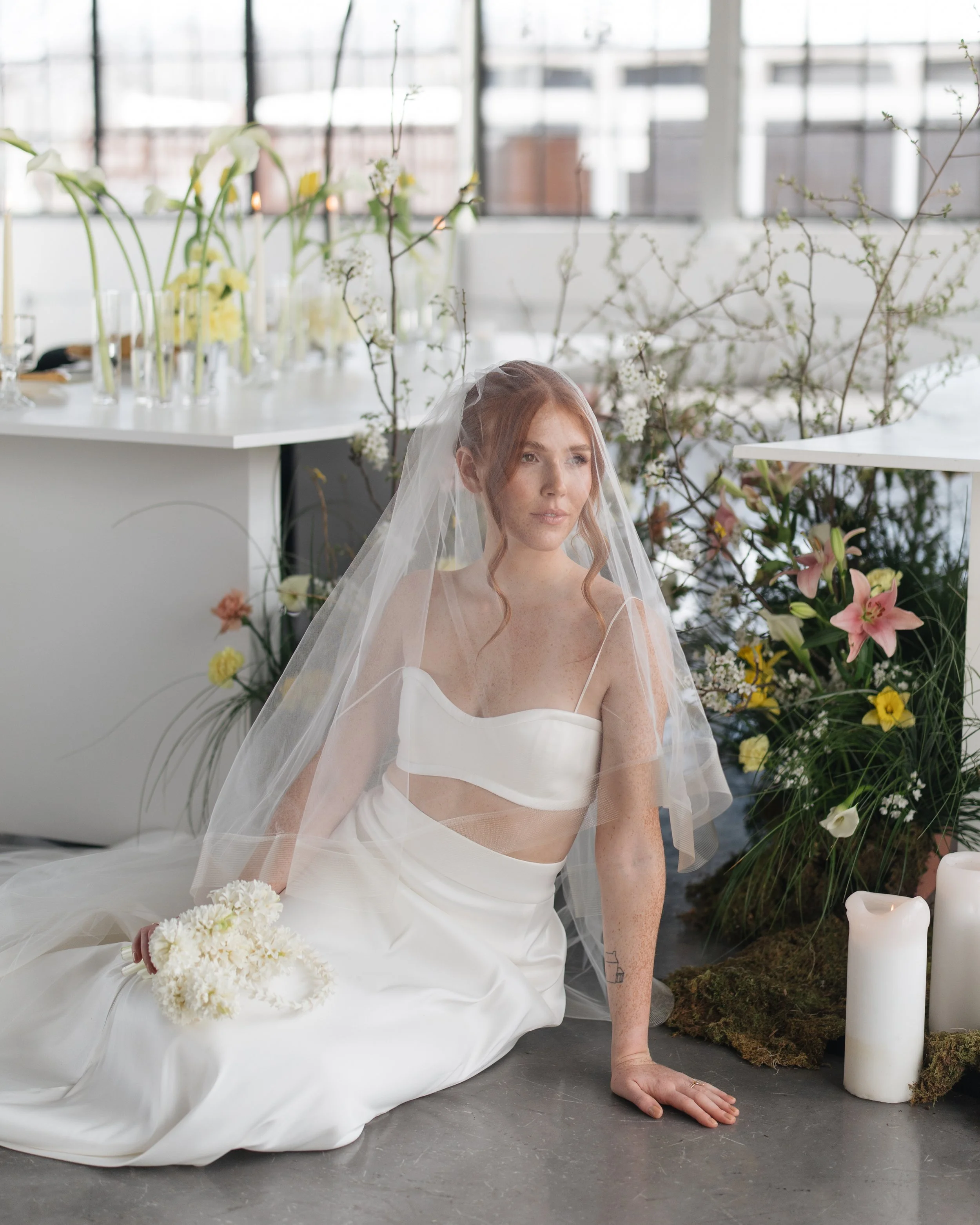 Photo: @malloriemcbridephoto 
Floral: @thecottagerose 
Planning/Design: @truelovecoordinatinganddesign 
Content: @socially.weddings 
Tabletop: @goodstuffchina 
Invites: @brandedxbee 
Makeup: @jackapbeauty 
Hair: @earthtoneskc 
Dresses: @thelawbridal 