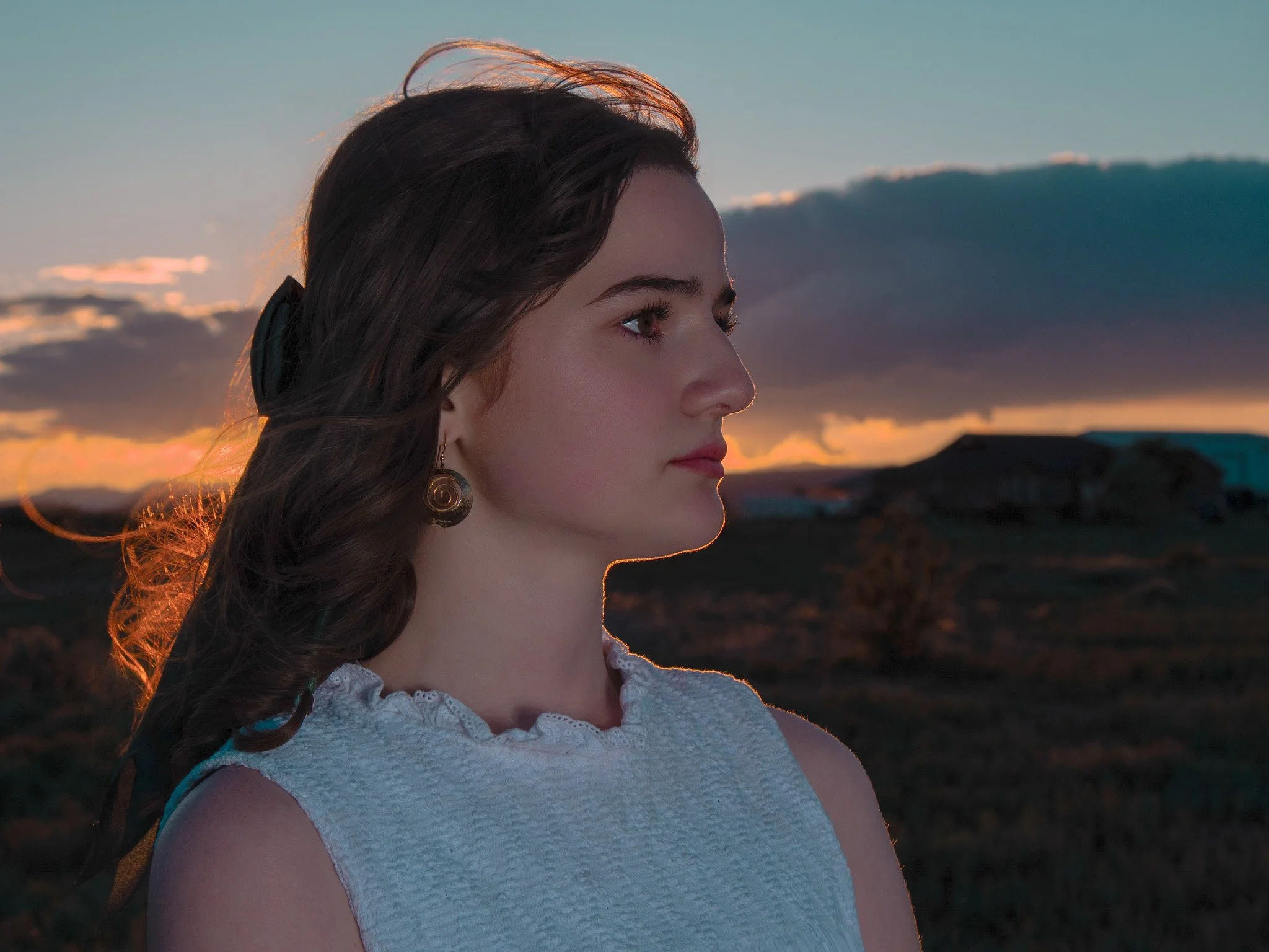 Roosevelt-Utah-Girl-Sunset-Upclose Portrait-Session1.jpg