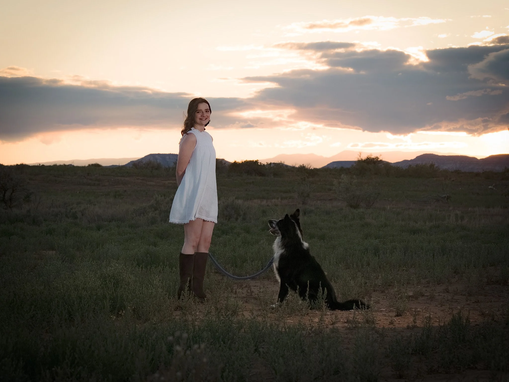Roosevelt-Utah-Girl&dog-Sunset-Portrait-Session