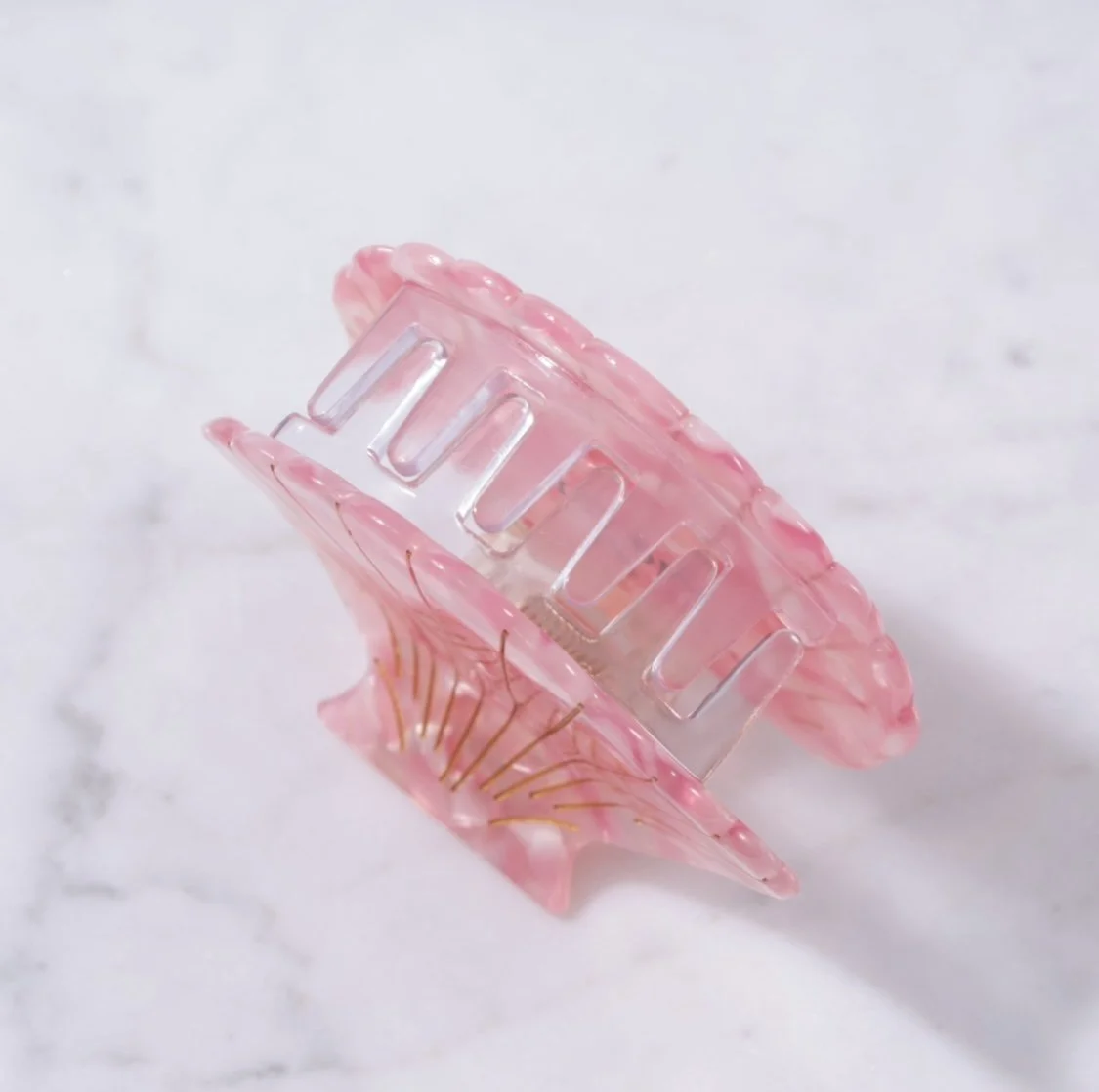 Large Scallop Shell Pink.jpg