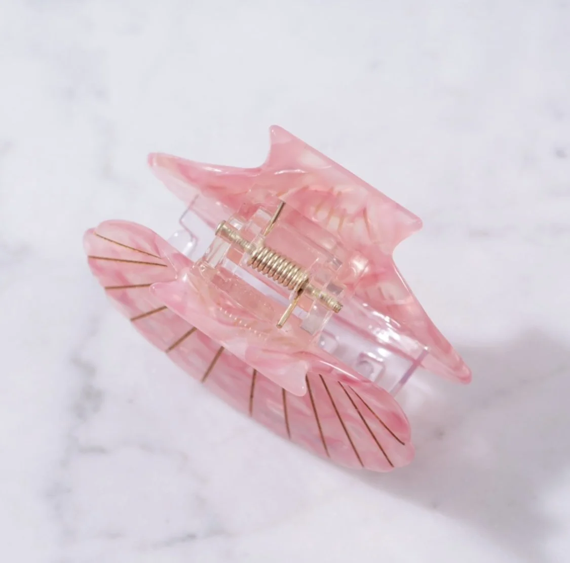 Large Scallop Shell Pink.jpg