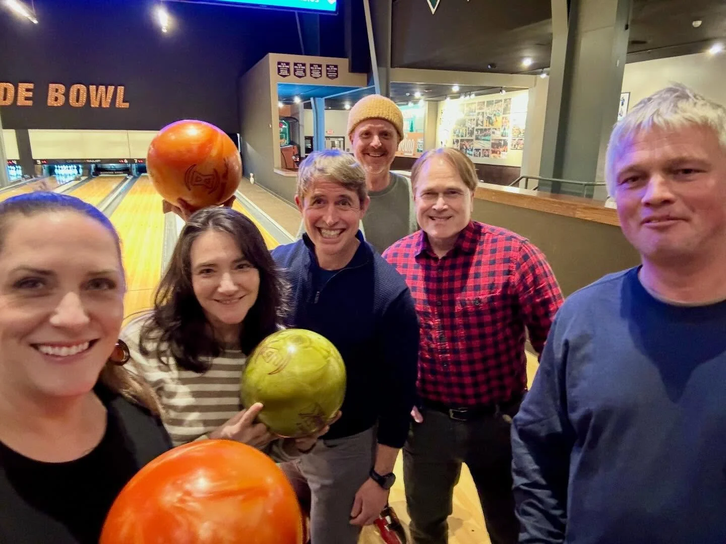 Leadership, but make it bowling 🎳 

The MCE team joined @skip.bates, who led our 2025 Visionary Leaders cohort, for a program wrap-up night out at @baysidebowl last night to close out a powerful 2025 season of learning, connection, and growth with t