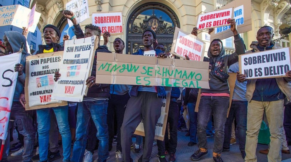 Regularización Masiva de Inmigrantes en España 2026