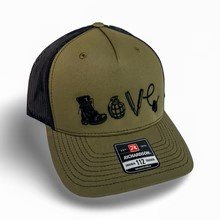 military love hat 2.jpeg
