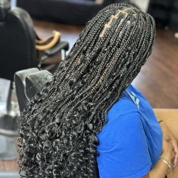 36ffff22d6c94cadb171de31fdd4fe-braidsbyanisadashe-inspiration-96d300e49295474eb70583958219da-booksy.jpeg