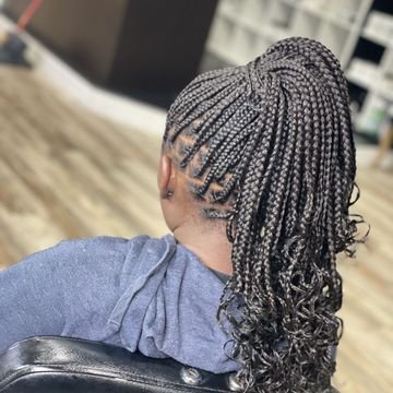 91c4ea4d77404a50b058f562892176-braidsbyanisadashe-inspiration-e2b85aaad0c84f17b90629208bd1cb-booksy.jpeg