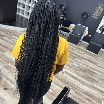 bd487b247f4b40e0b8183a9f3bd3a8-braidsbyanisadashe-inspiration-e87ec9f898f54aadac687a56216b59-booksy.jpeg