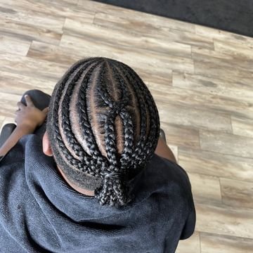ef09c3303e3941e28bc84f8fe6d665-braidsbyanisadashe-inspiration-991aba8ea83e4f94874f2d57163634-booksy.jpeg