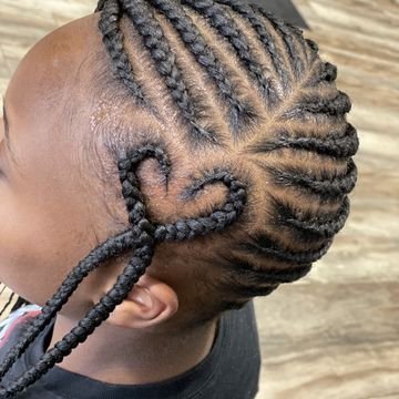 c6228a33c9e54fe4985a616726d34e-braidsbyanisadashe-inspiration-4f8bd925e3cc4f0289d78f00fd1839-booksy.jpeg