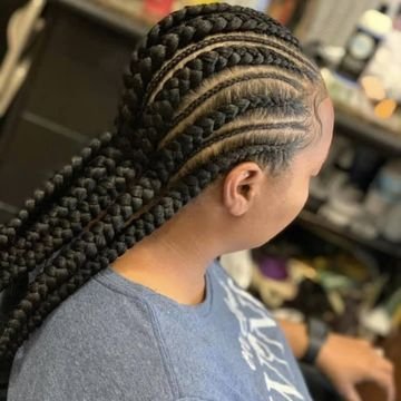 cadc0e783e434a9eaa37f58c3e5a05-braidsbyanisadashe-inspiration-38bbc7ff497d4fc4b0d426e46ef208-booksy.jpeg