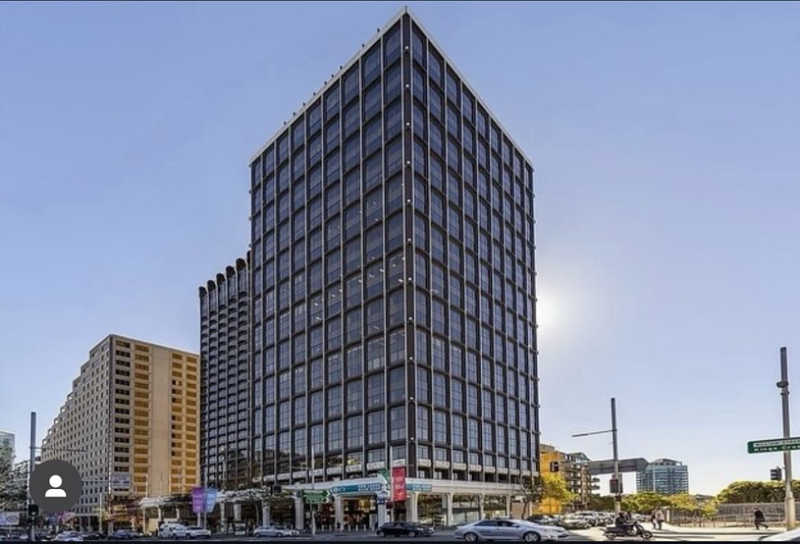 The Grant Group&rsquo;s new HQ&mdash;exciting times ahead and an incredible space for our team to grow in! 

📍100 William Street, Woolloomooloo.

Thank you @jj.commercial 

@will_dawson__ 
@aplarter