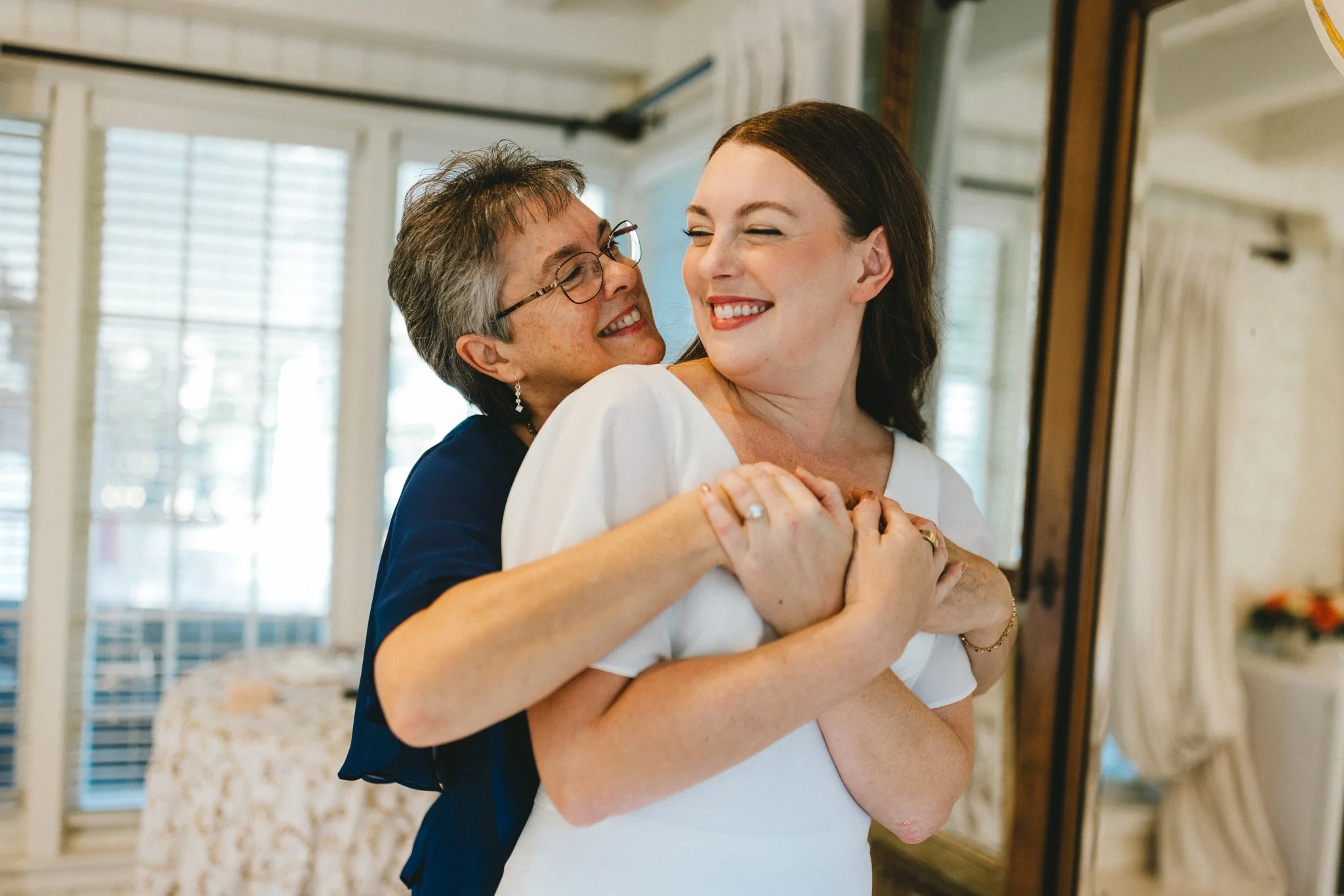 Maryland wedding photographer, love story by Aira photography. 
