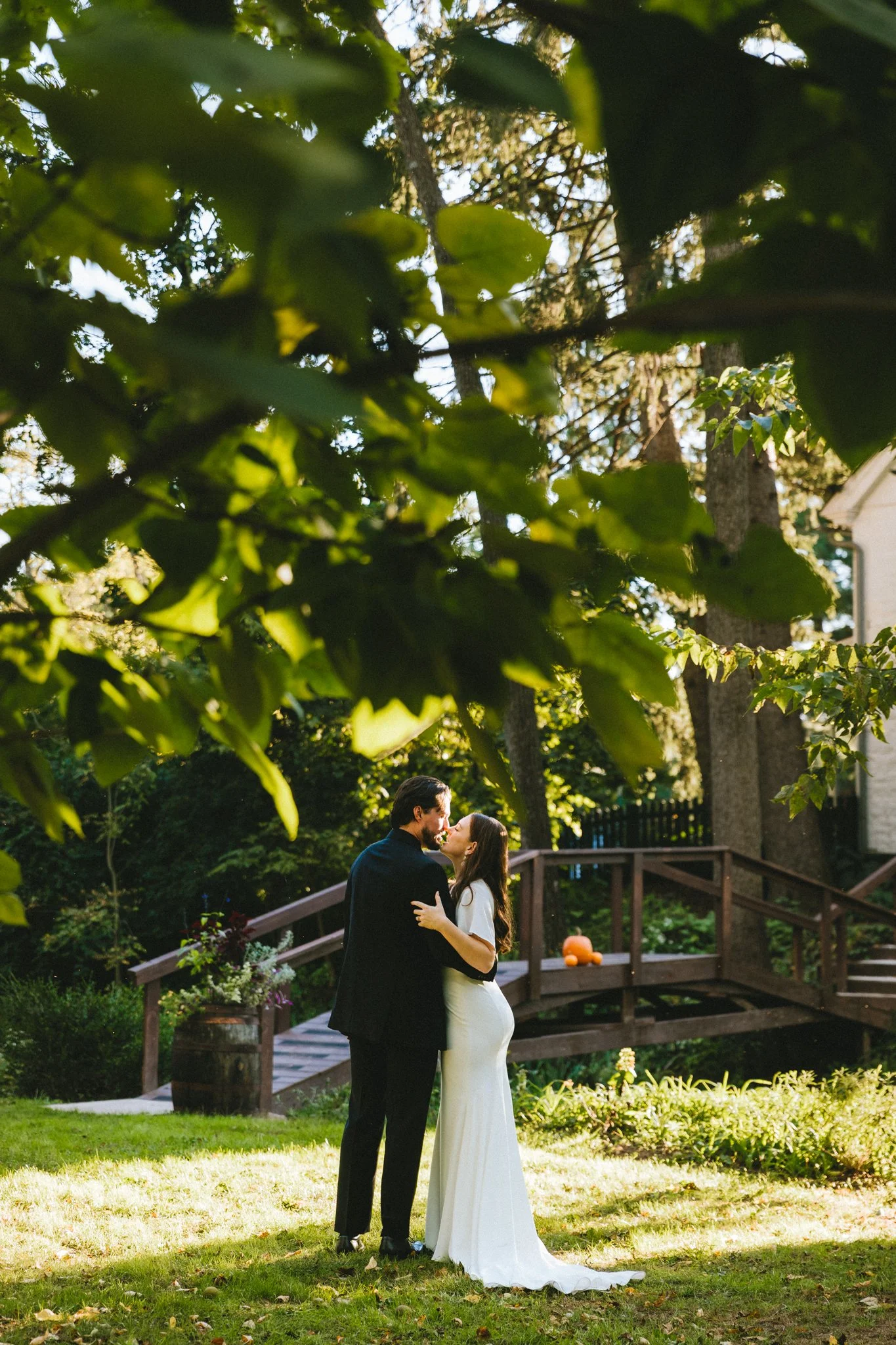 Maryland wedding photographer, love story by Aira photography. 