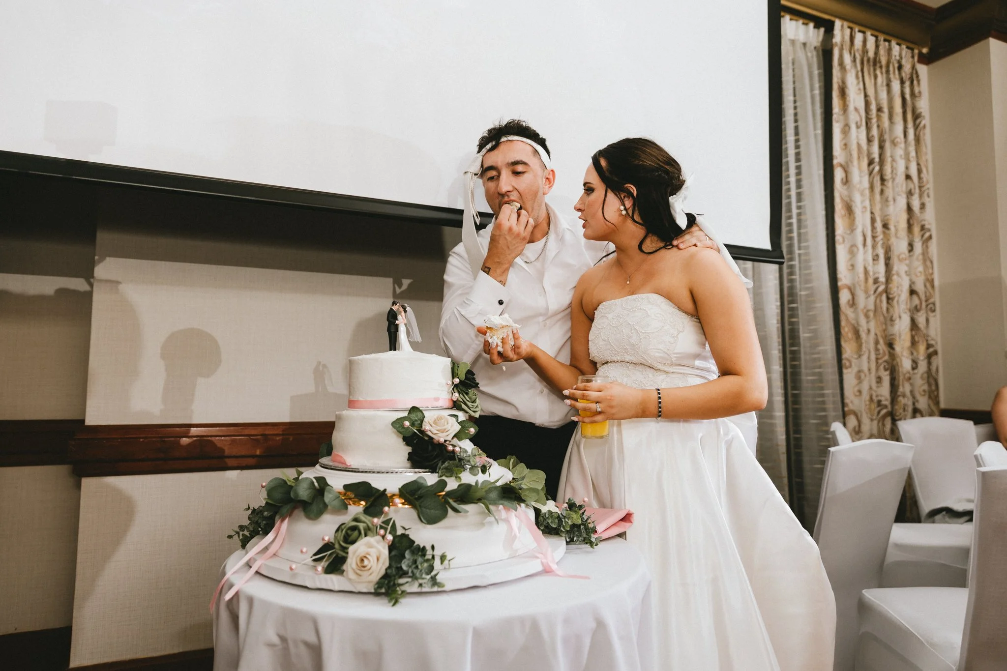 Maryland Wedding photographer, love story by aira photography