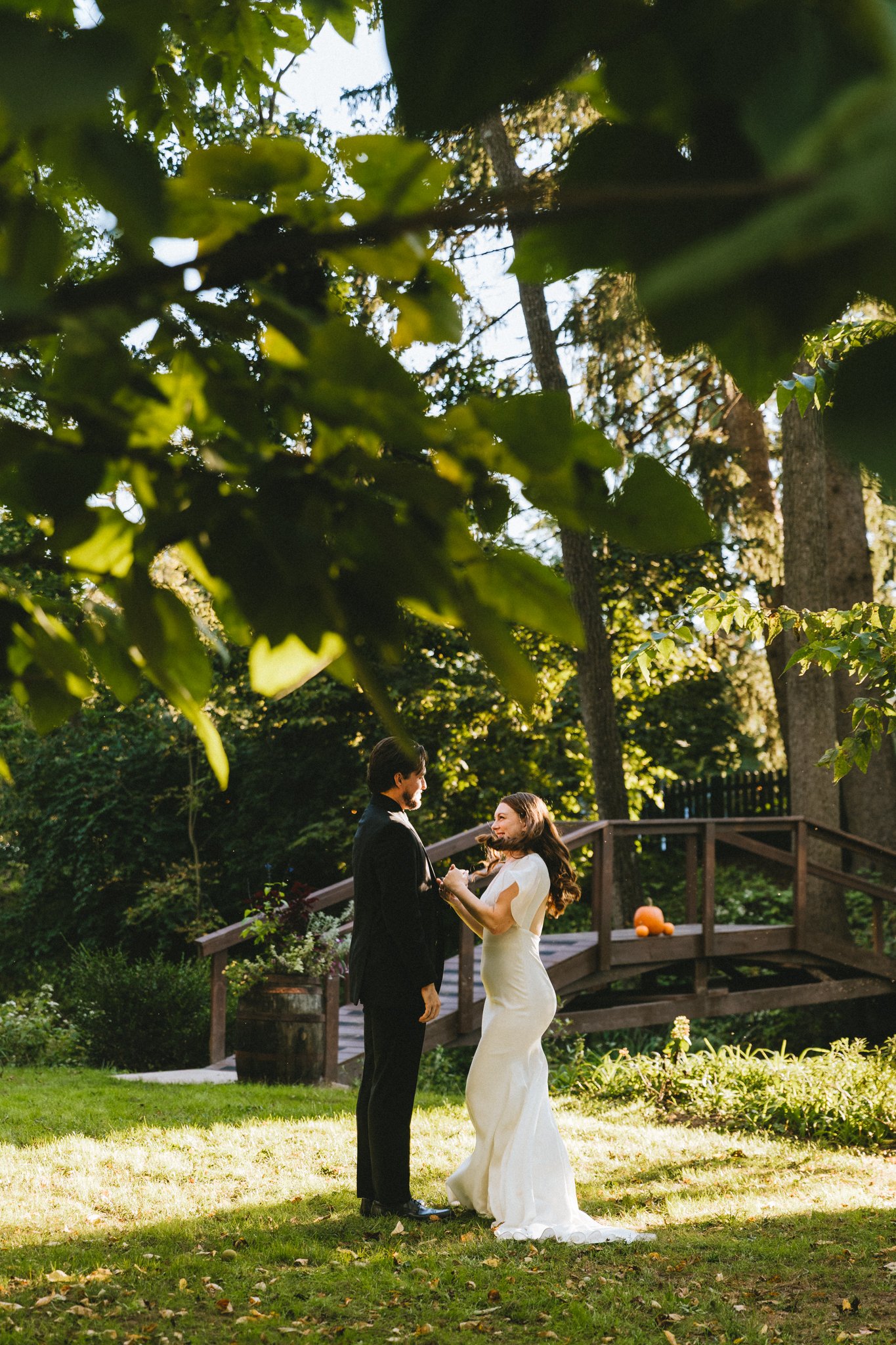 Maryland wedding photographer, love story by Aira photography. 