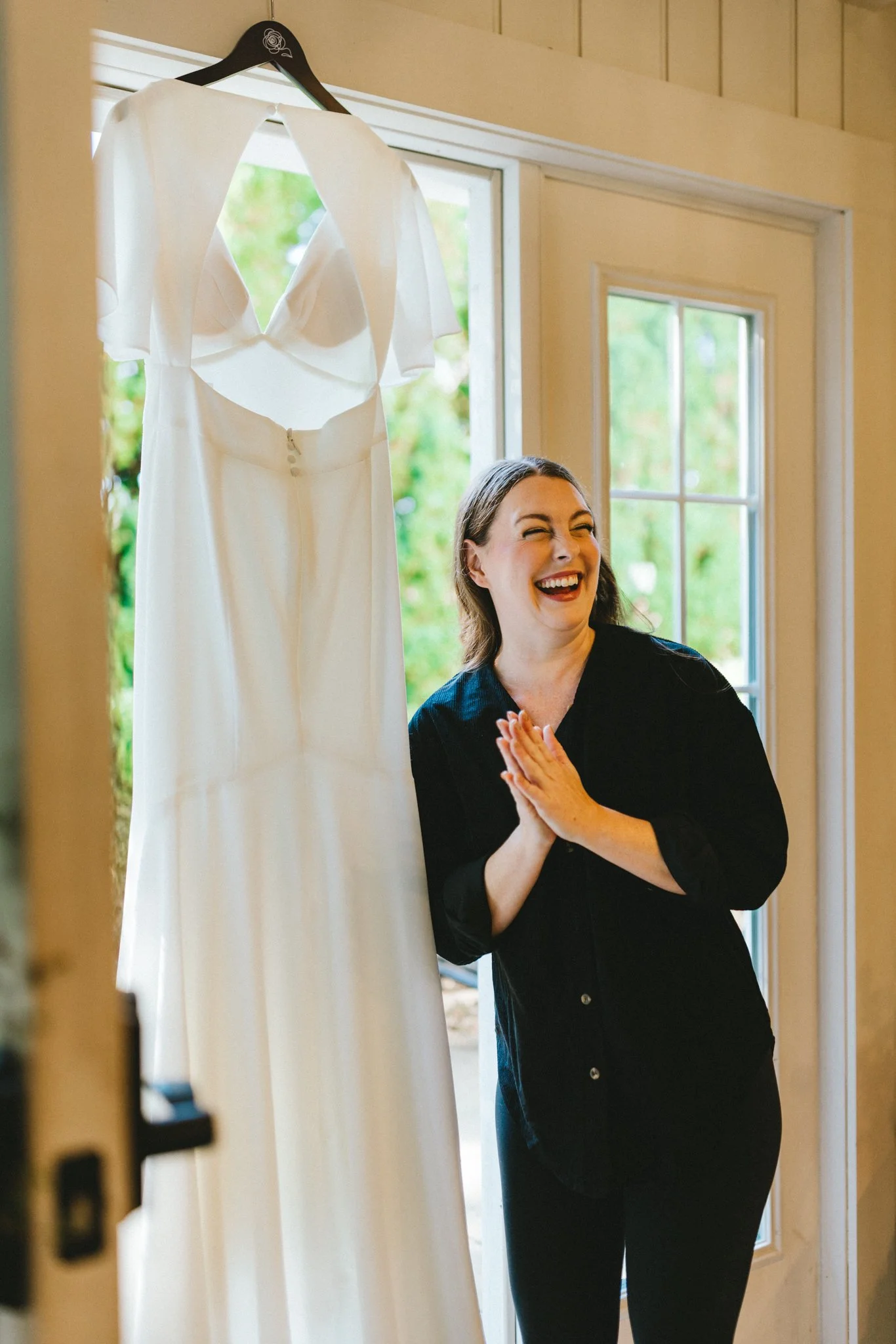 Maryland wedding photographer, love story by Aira photography. 