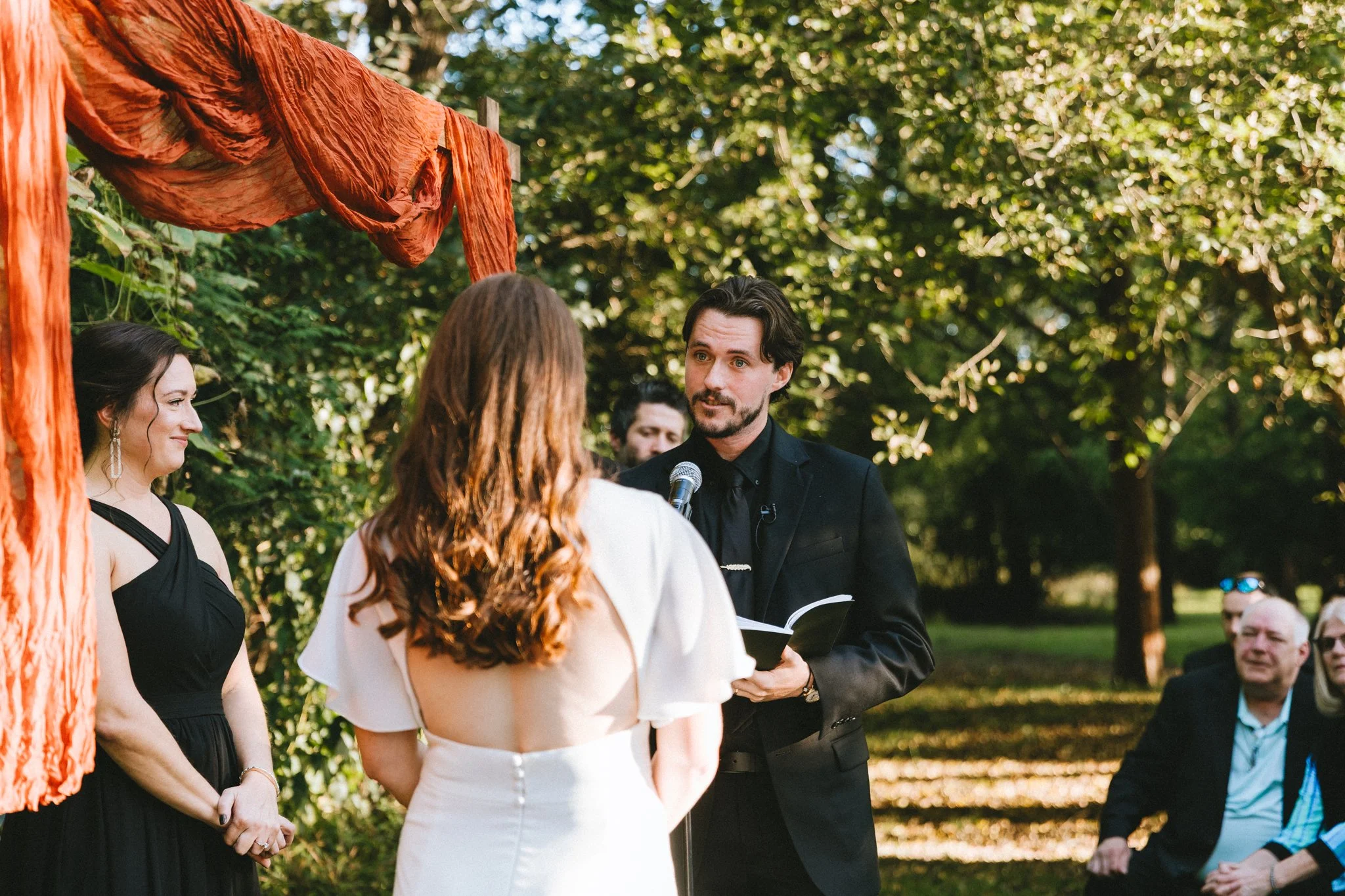 Maryland wedding photographer, love story by Aira photography. 