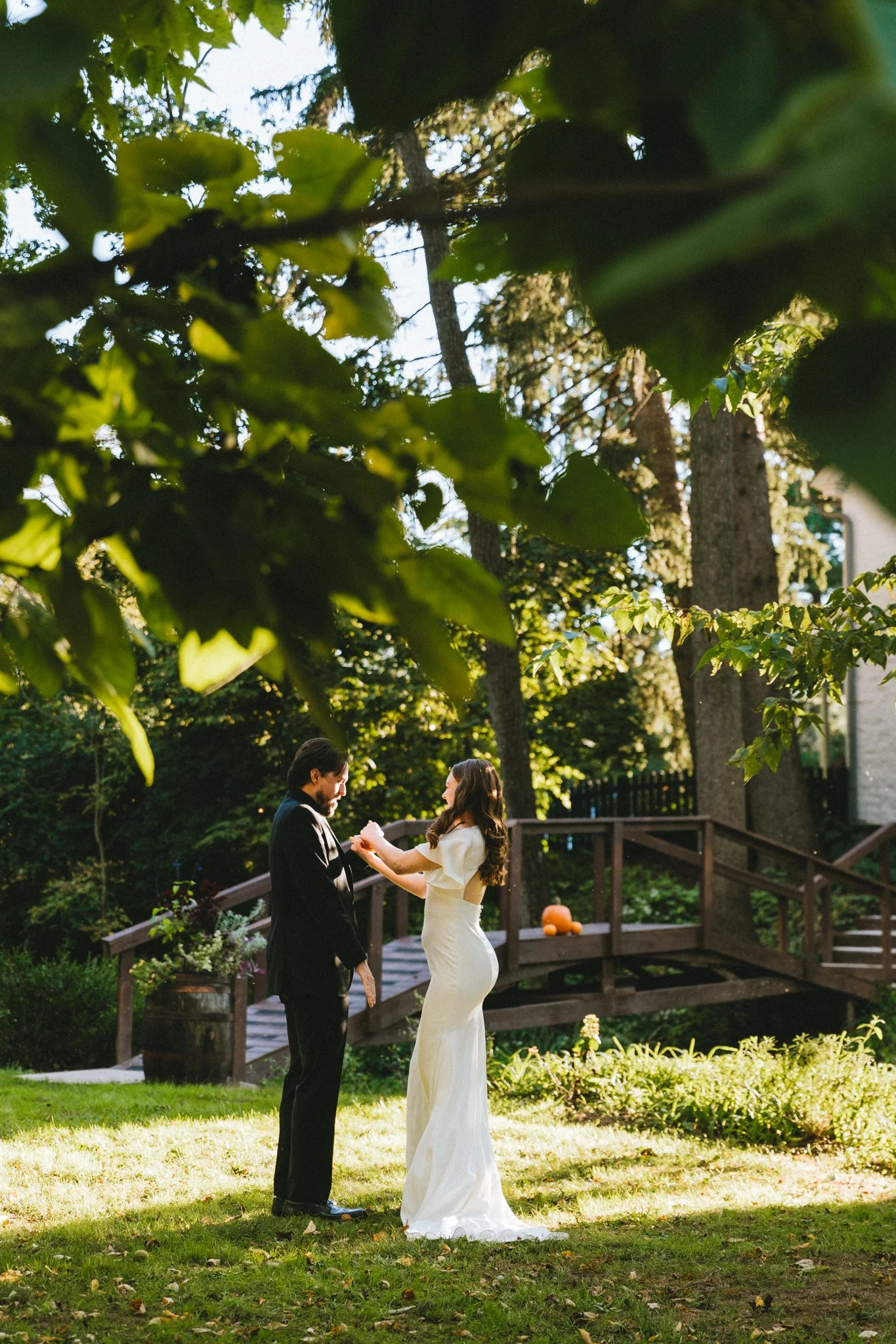 Maryland wedding photographer, love story by Aira photography. 