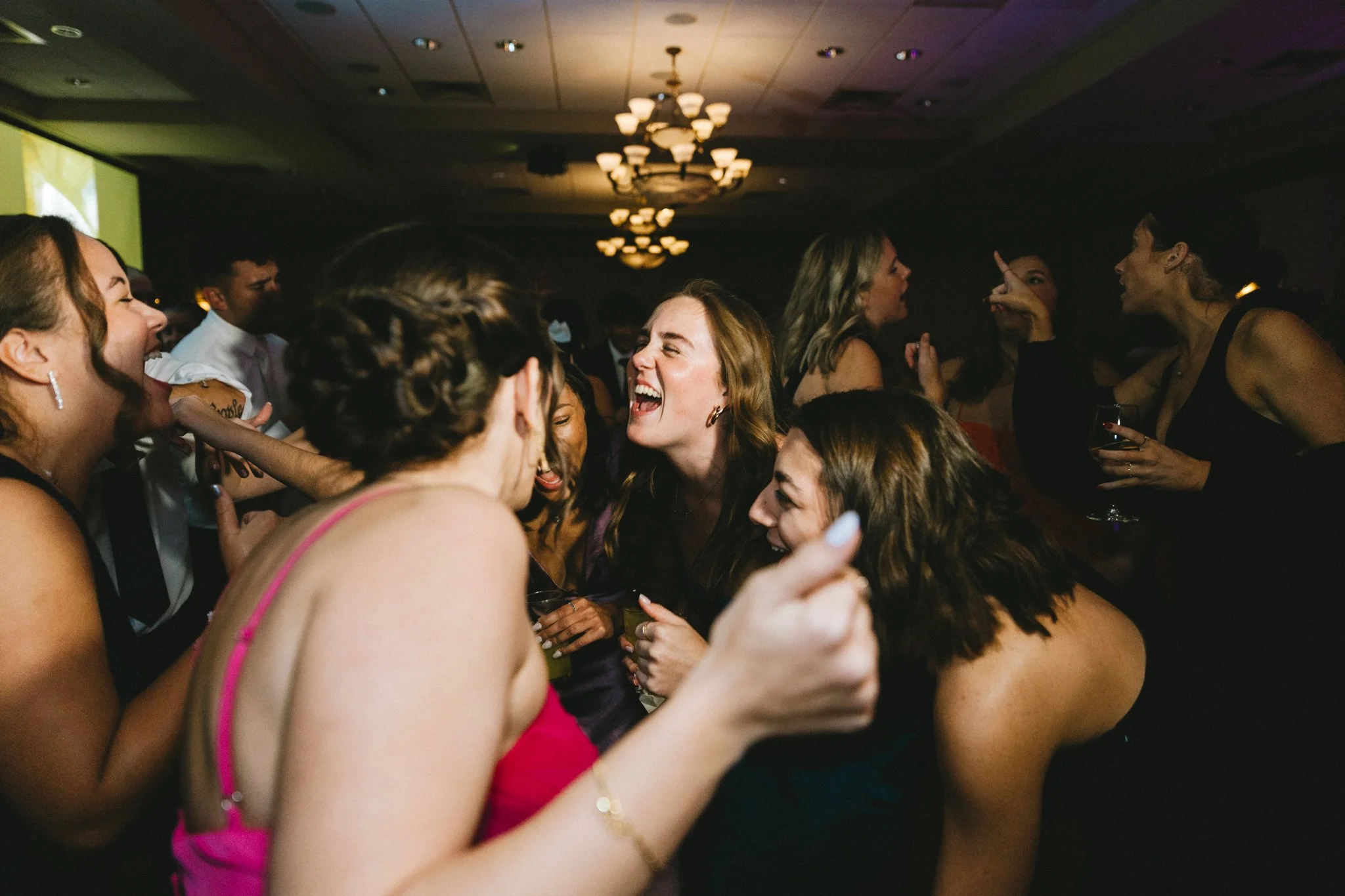 Maryland Wedding photographer, love story by aira photography