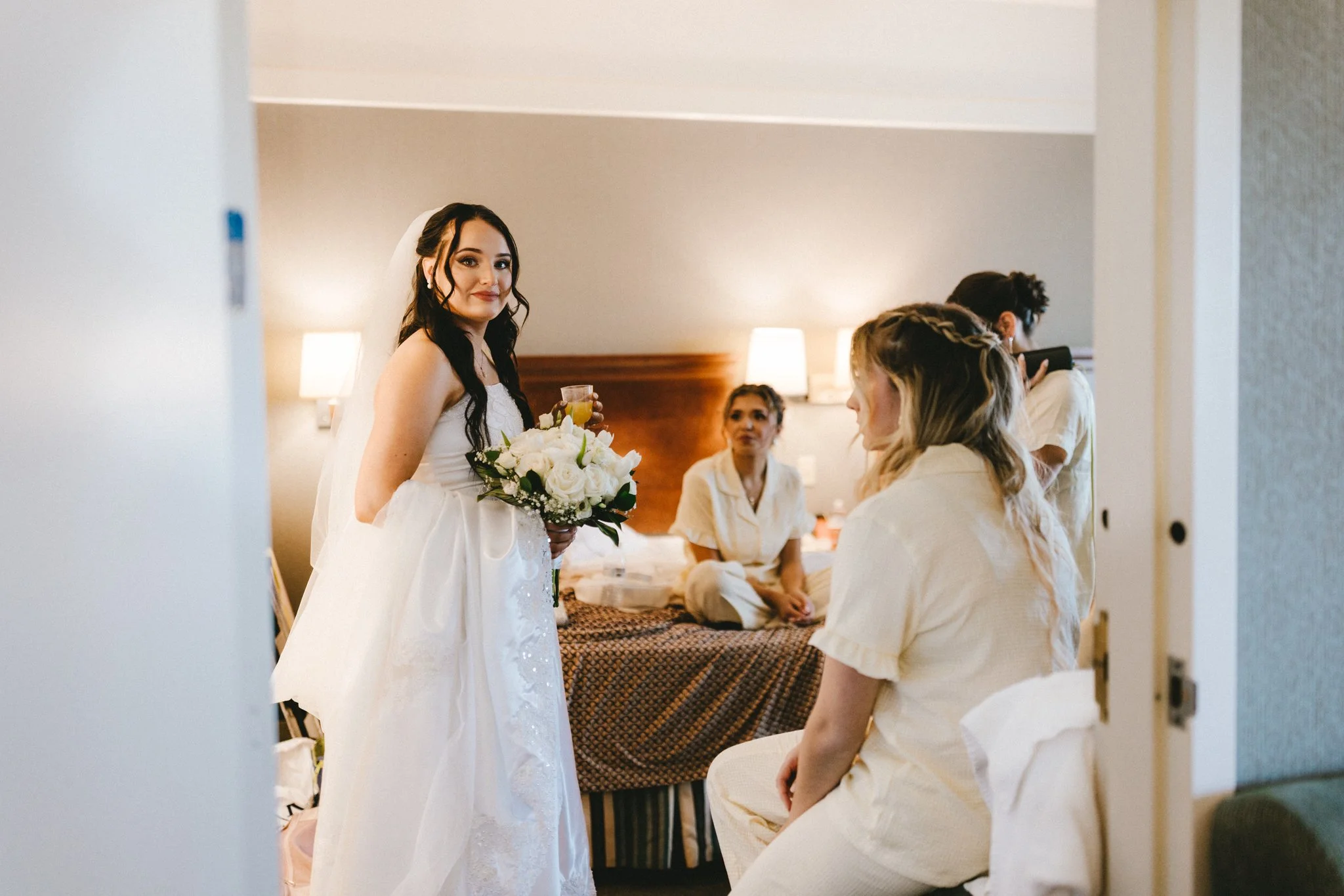 Maryland Wedding photographer, love story by aira photography