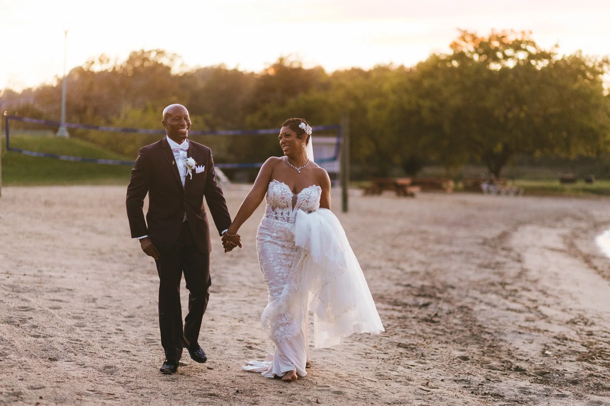 Golden Hour vs Blue Hour: What Every Couple Should Know Before Planning Their Wedding Timeline