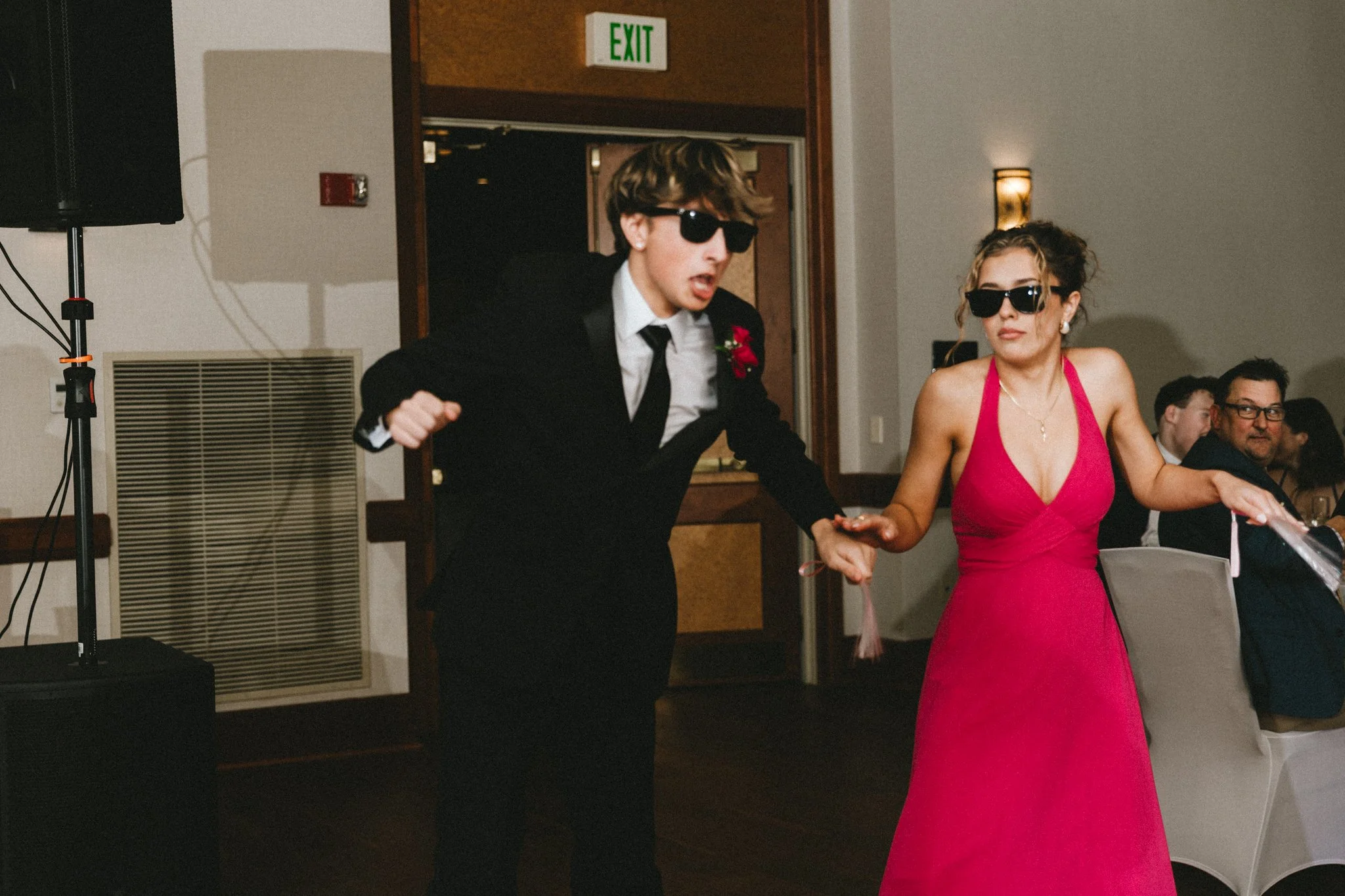 Maryland Wedding photographer, love story by aira photography