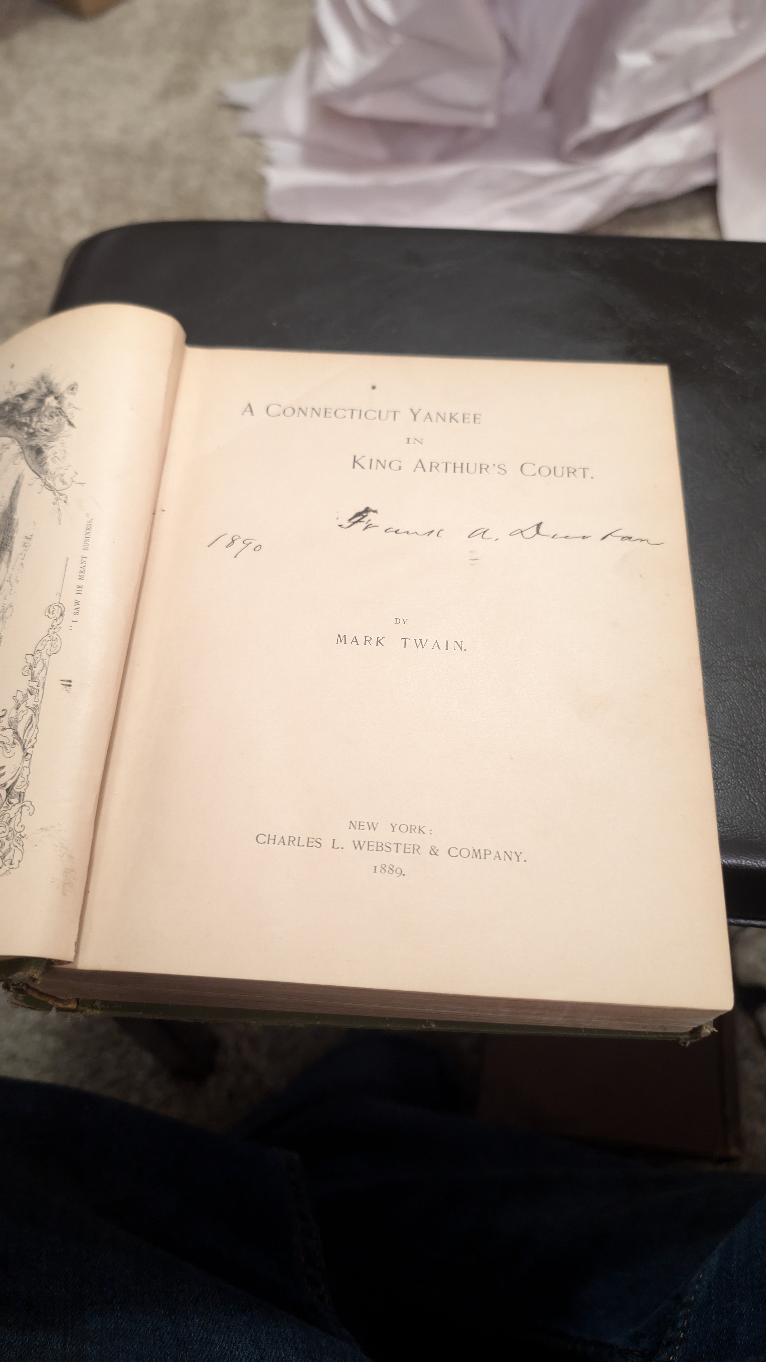Collectible book - A Yankee in King Arthur's Court by Mark Twain