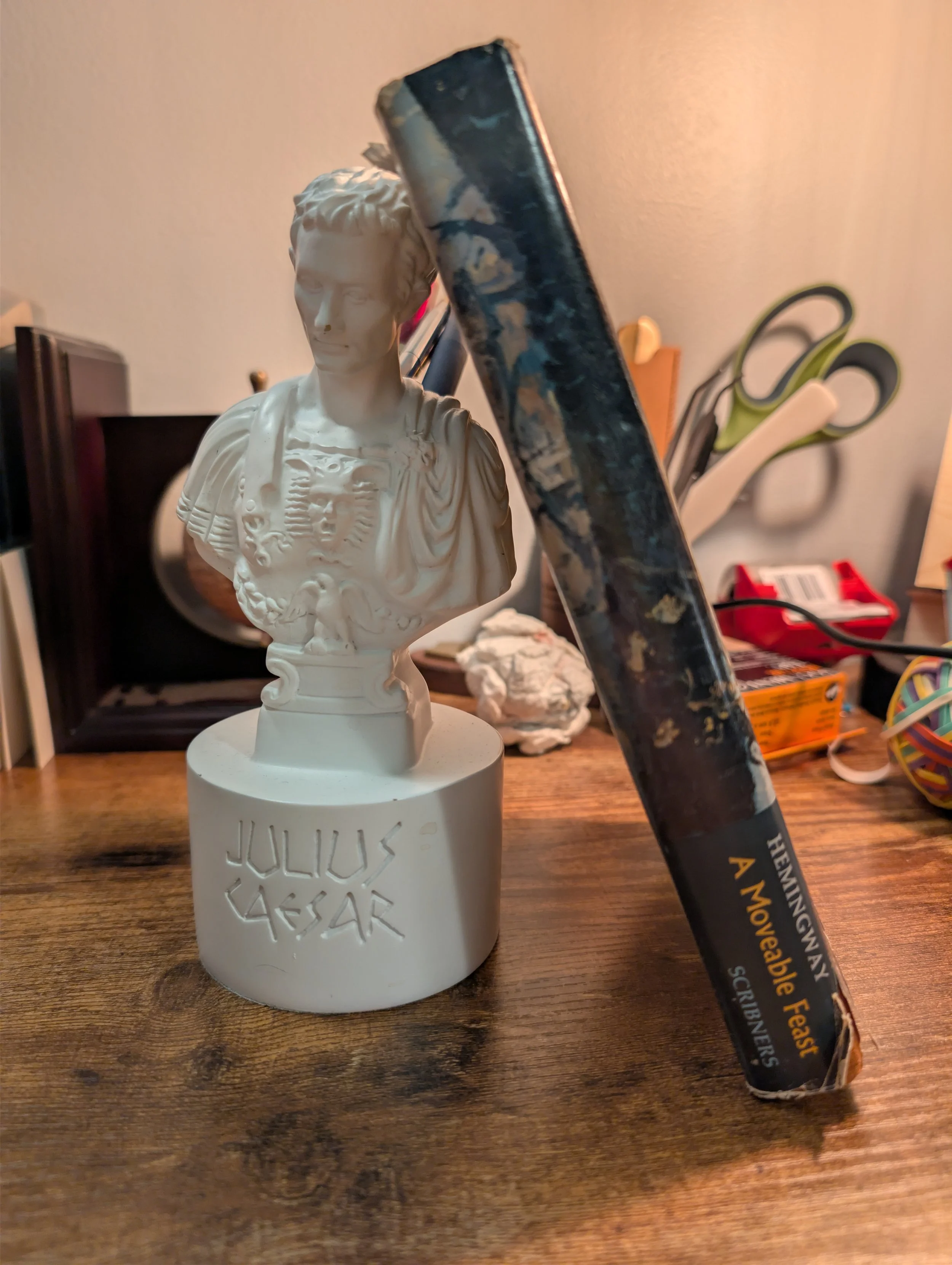 a moveable feast - ernest hemingway - first edition - dj spine.jpg