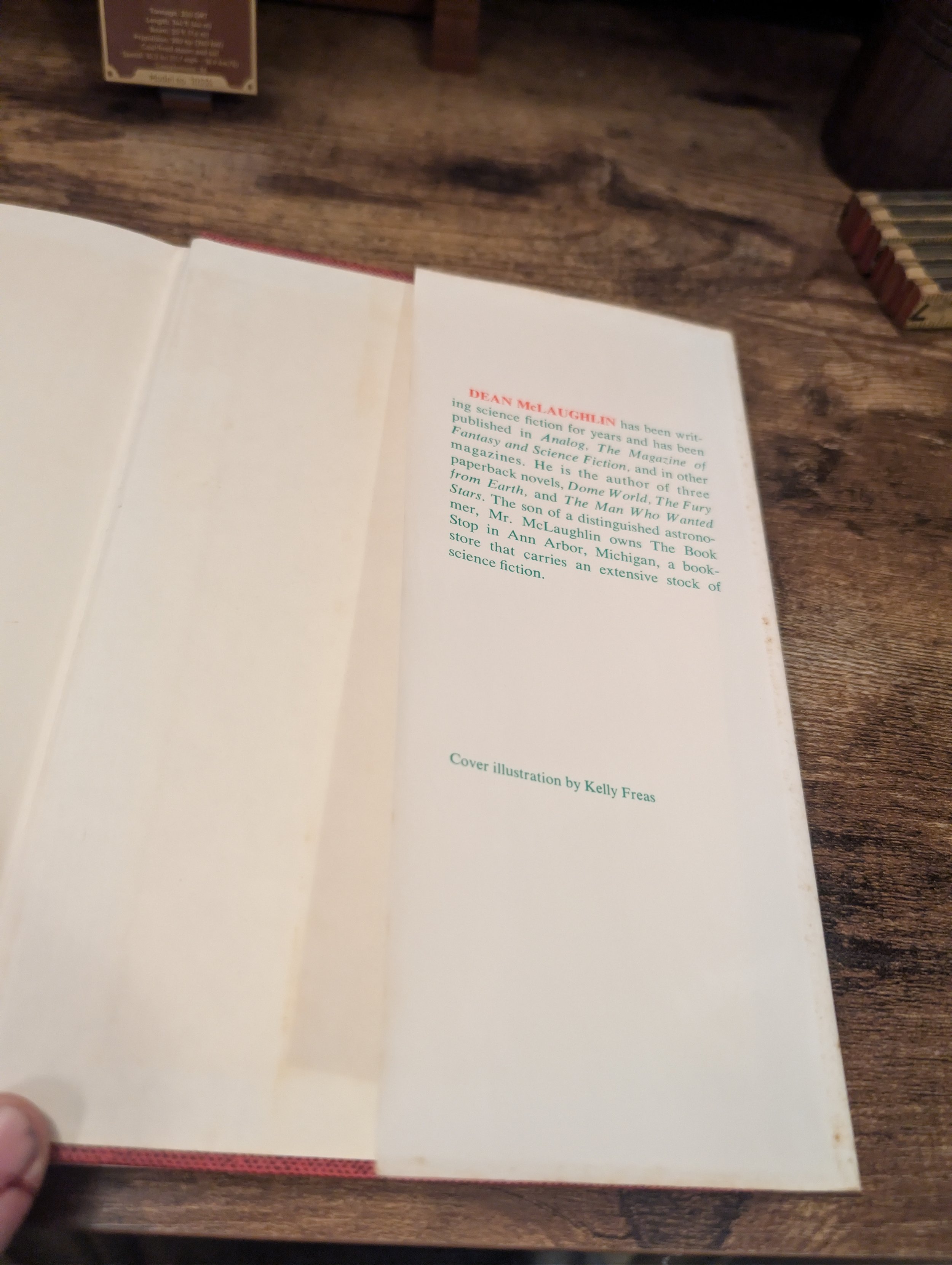 back flap - hawk among the sparrows - dean mclaughlin - first edition.jpg