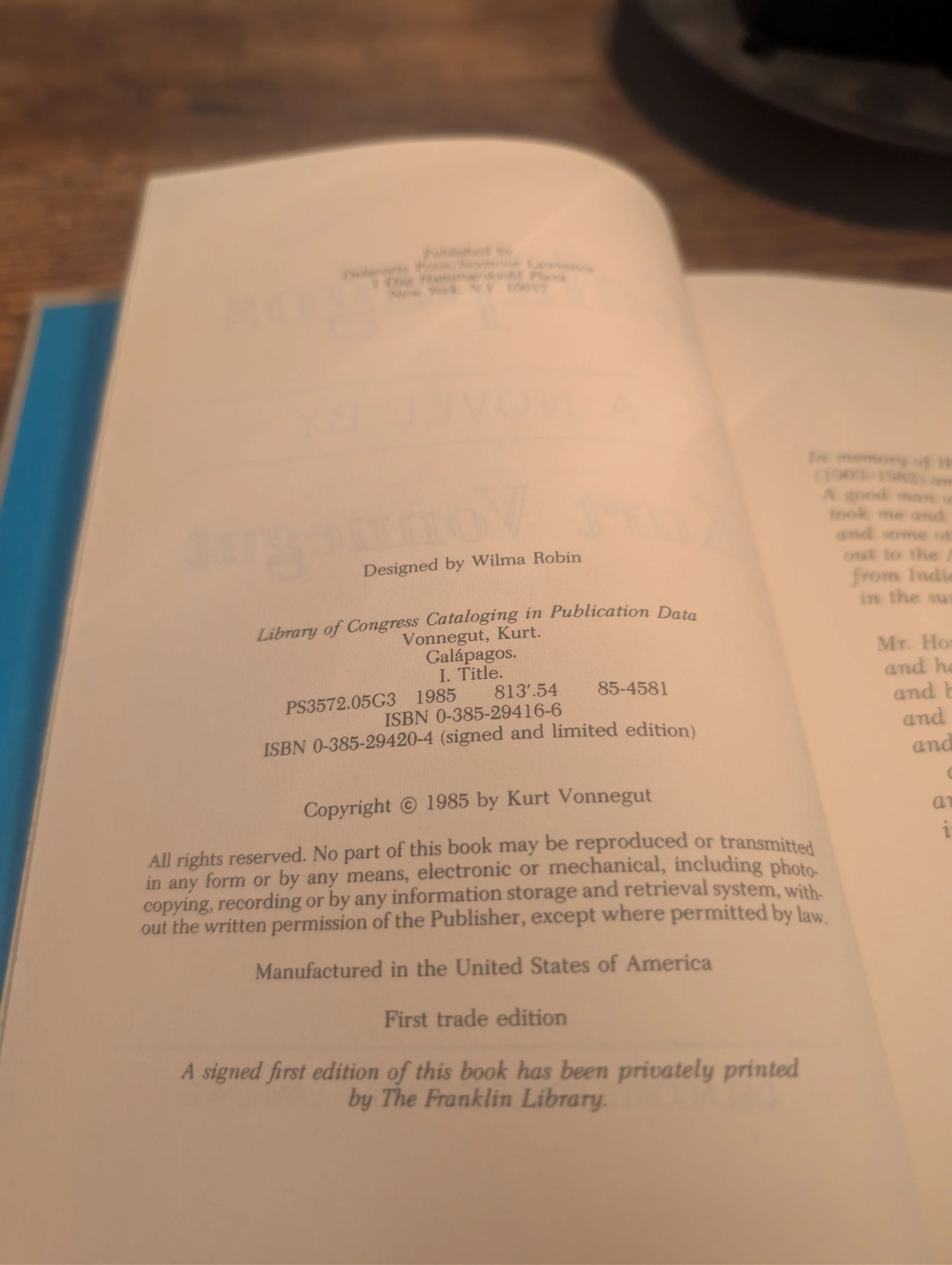 copyright - Galápagos - kurt vonnegut - first edition.jpg