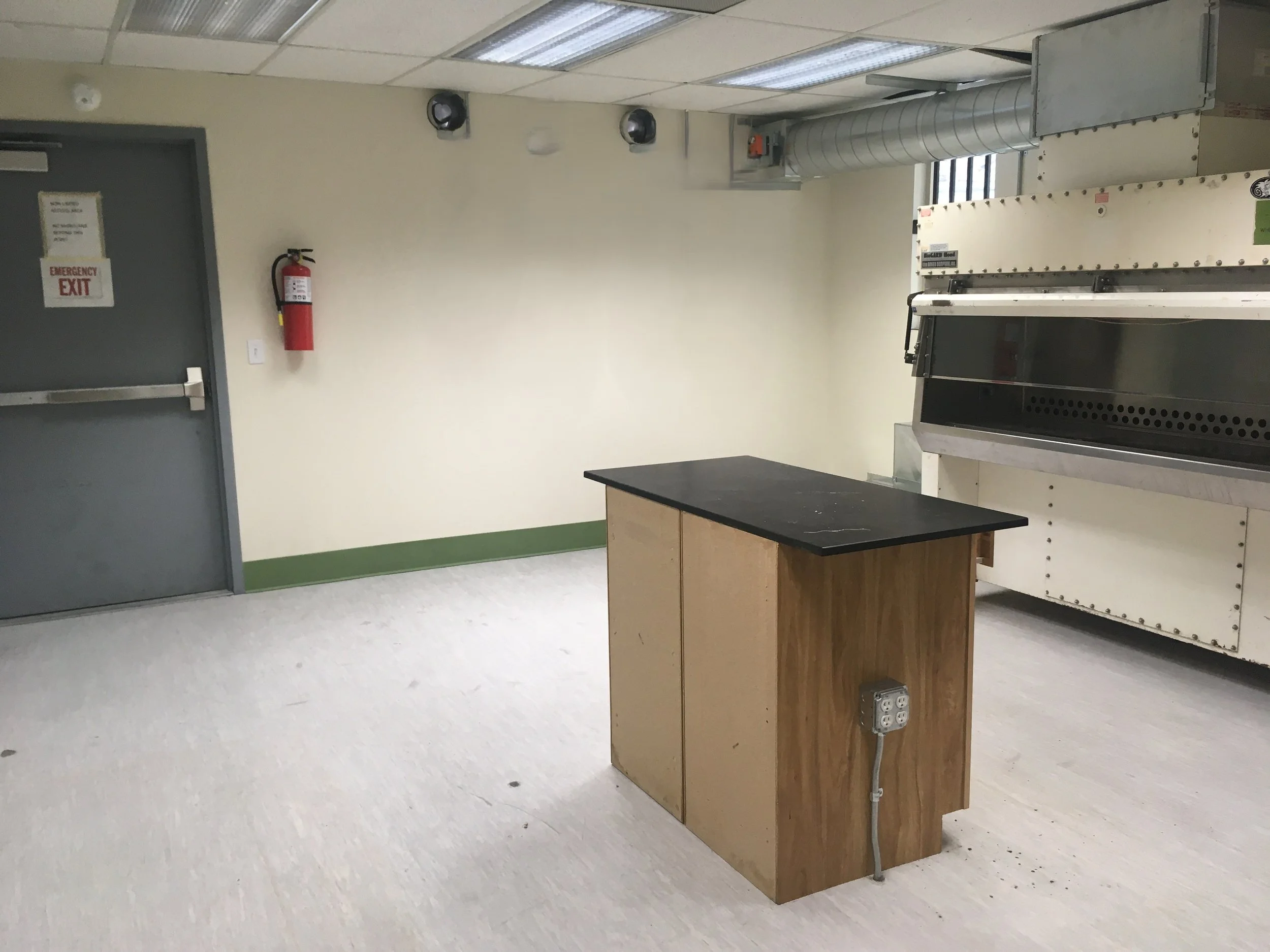 IMG_0764 conduit removed.JPG