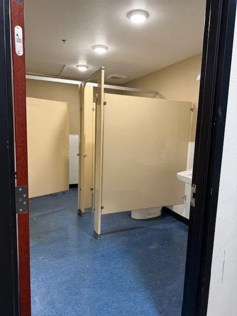 29455 PHOTO 6 bathroom.jpg