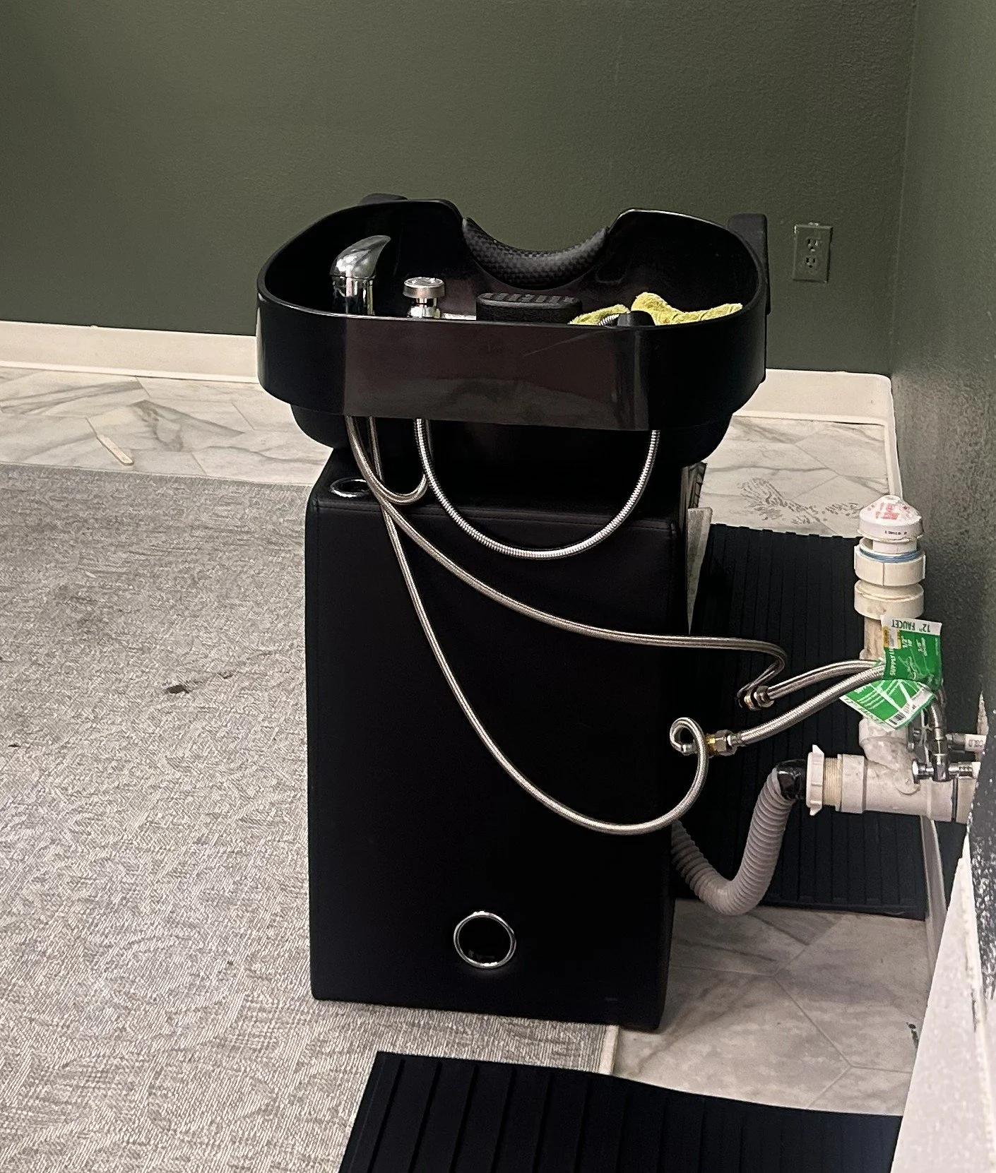 hair sink.jpg