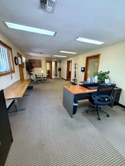 749 MADISON 15 - entry.jpg