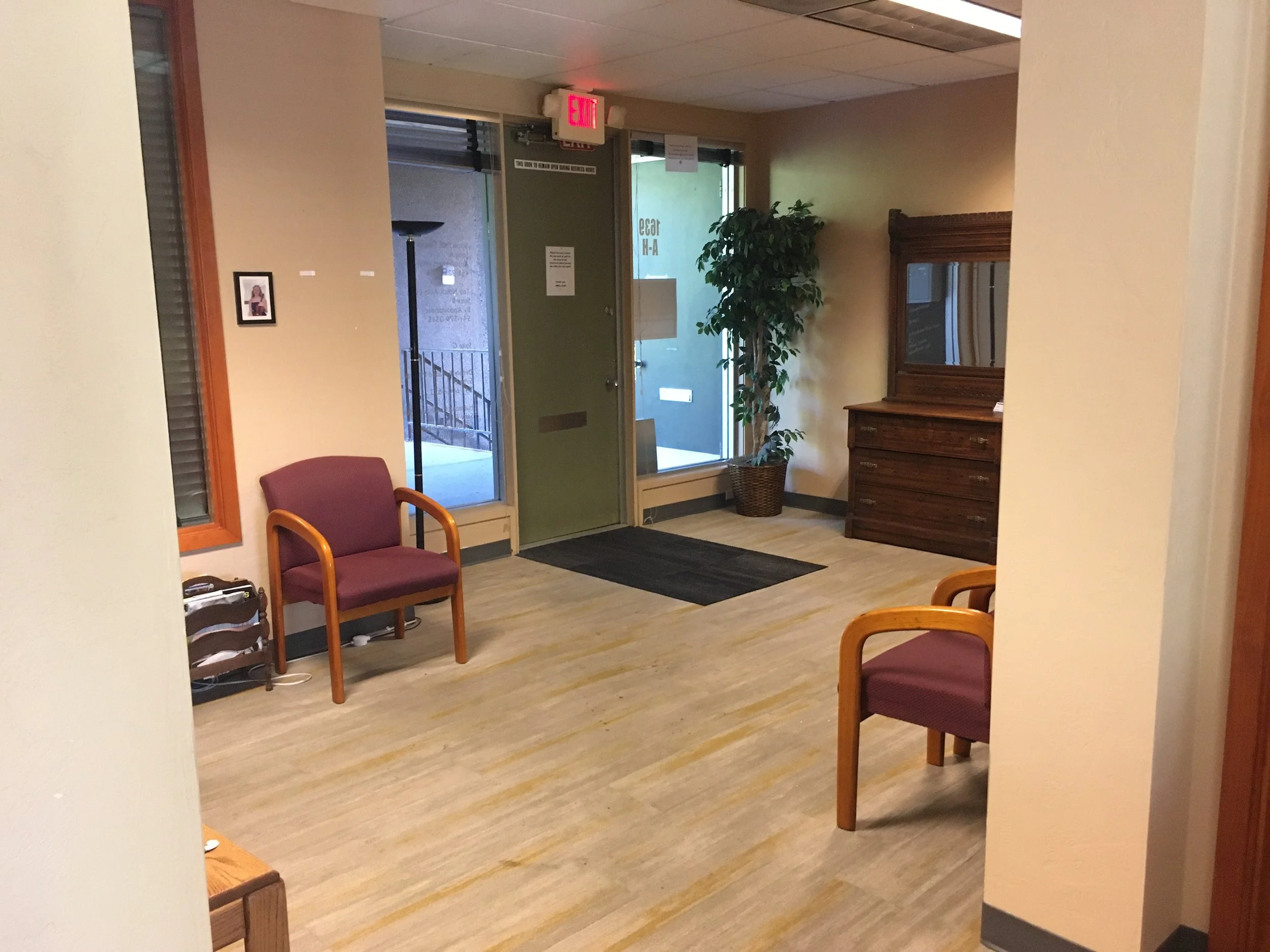 IMG_0890 ad lobby.JPG