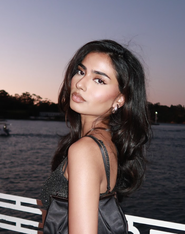 Silvia Khan